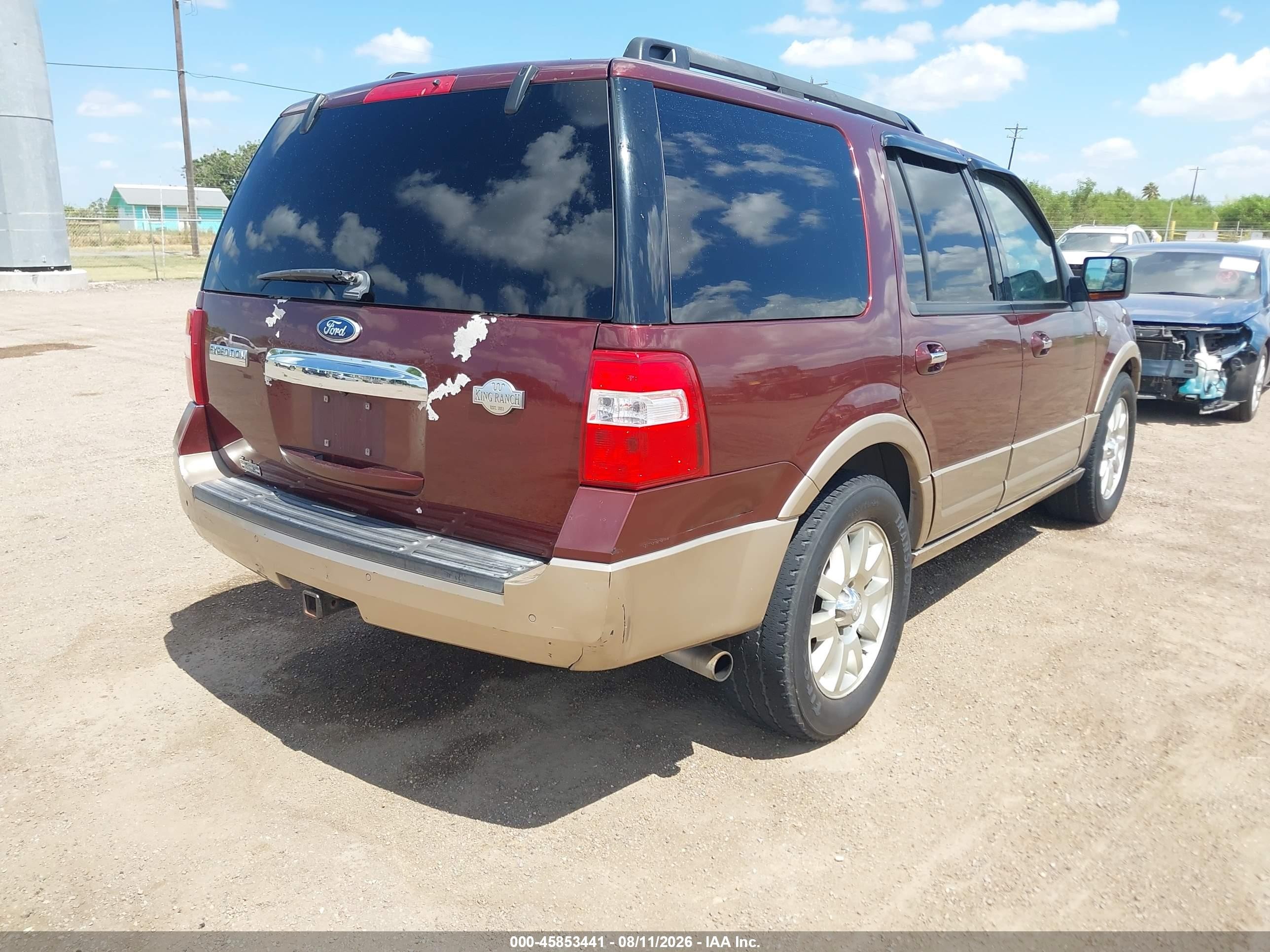 2011 Ford Expedition King Ranch Maroon vin: 1FMJU1H50BEF02426
