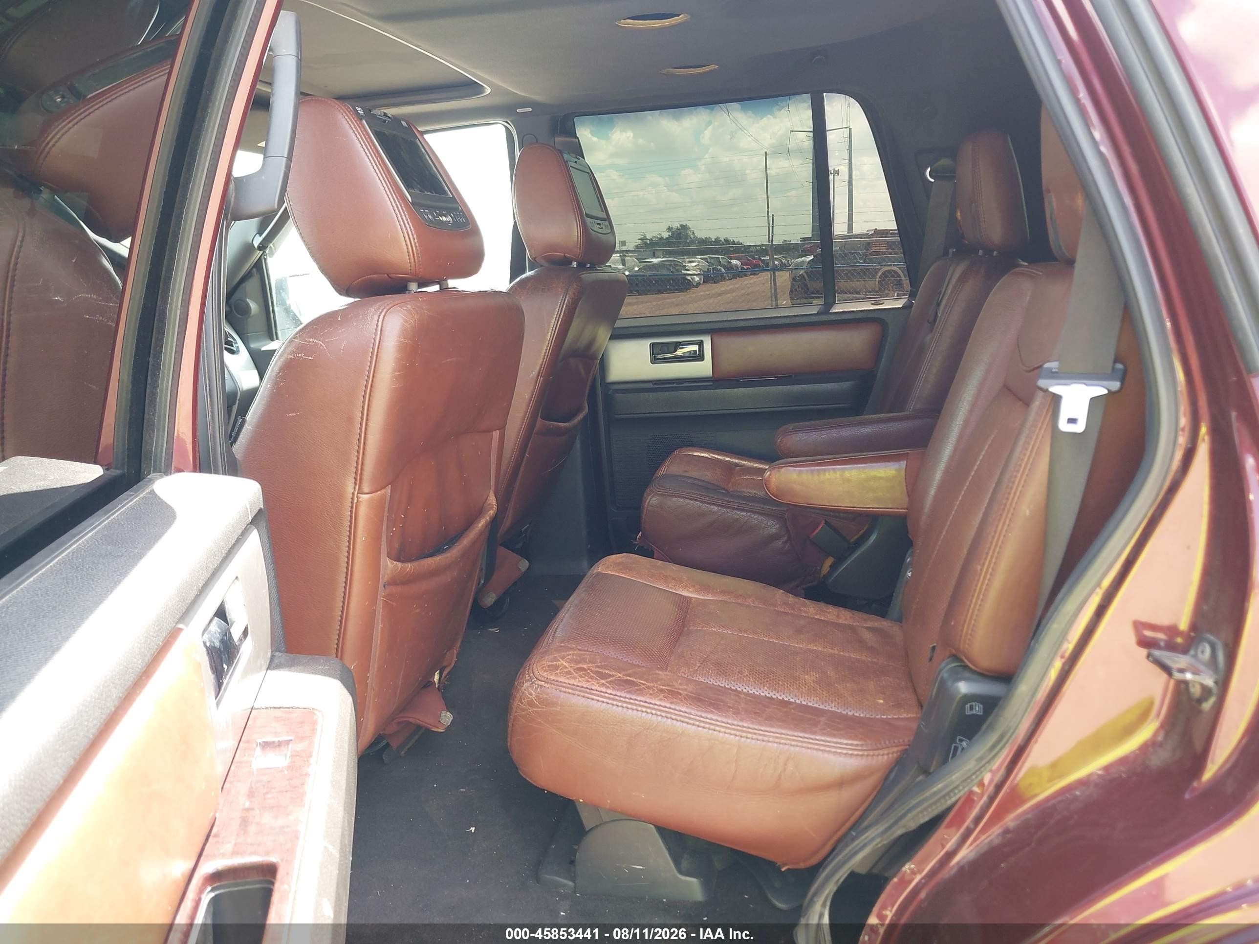 2011 Ford Expedition King Ranch Maroon vin: 1FMJU1H50BEF02426