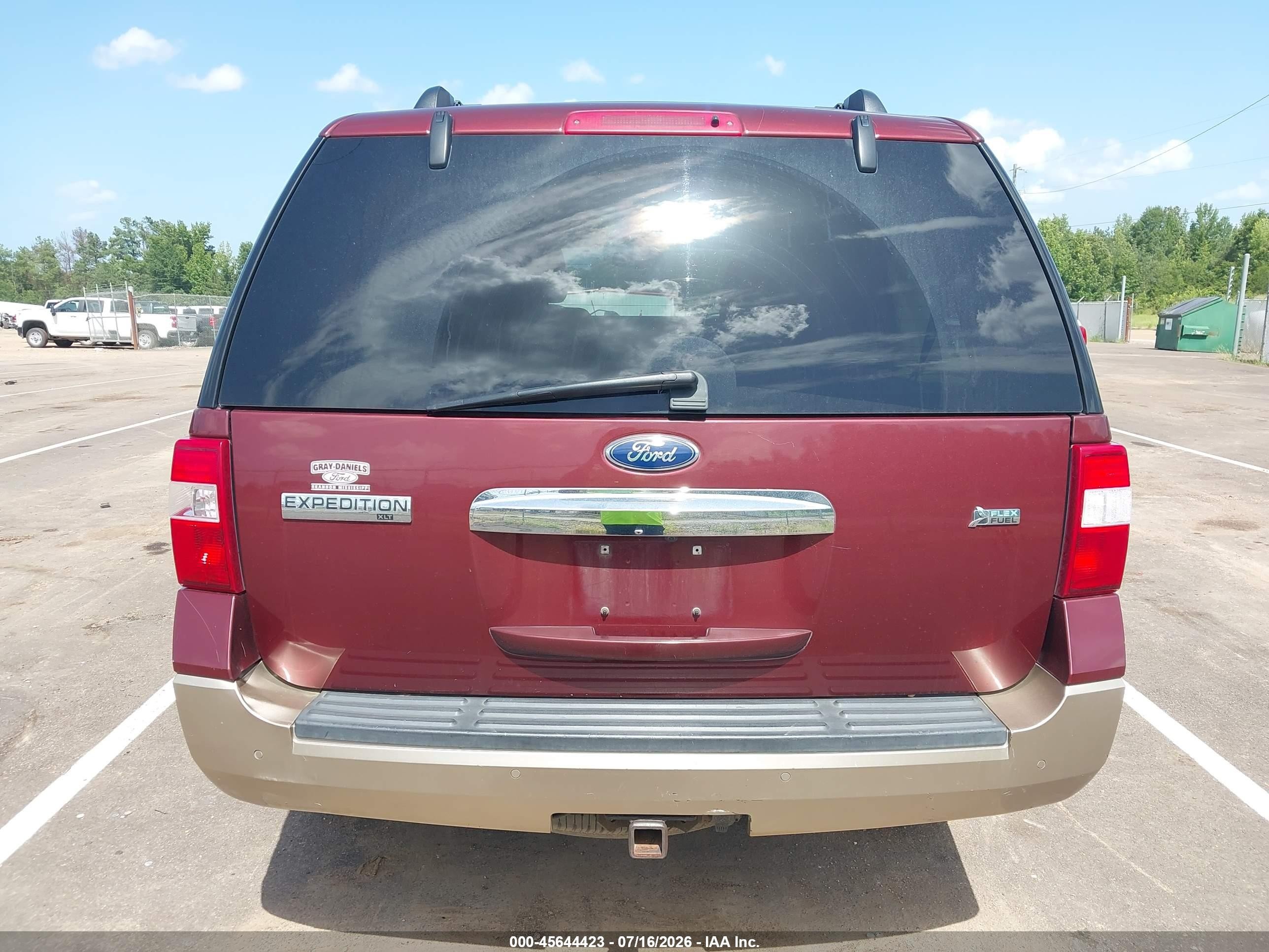 2012 Ford Expedition Xlt/king Ranch Темно-бордовый vin: 1FMJU1H50CEF24279