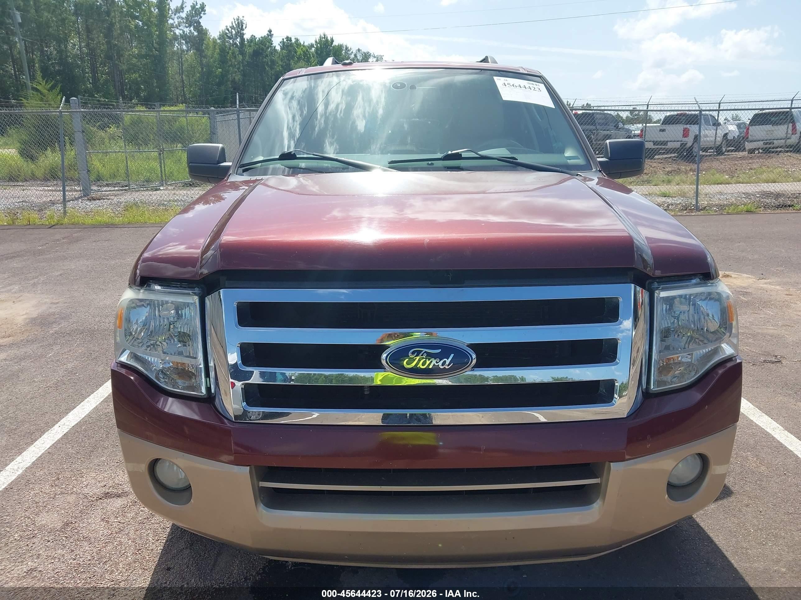 2012 Ford Expedition Xlt/king Ranch Темно-бордовый vin: 1FMJU1H50CEF24279