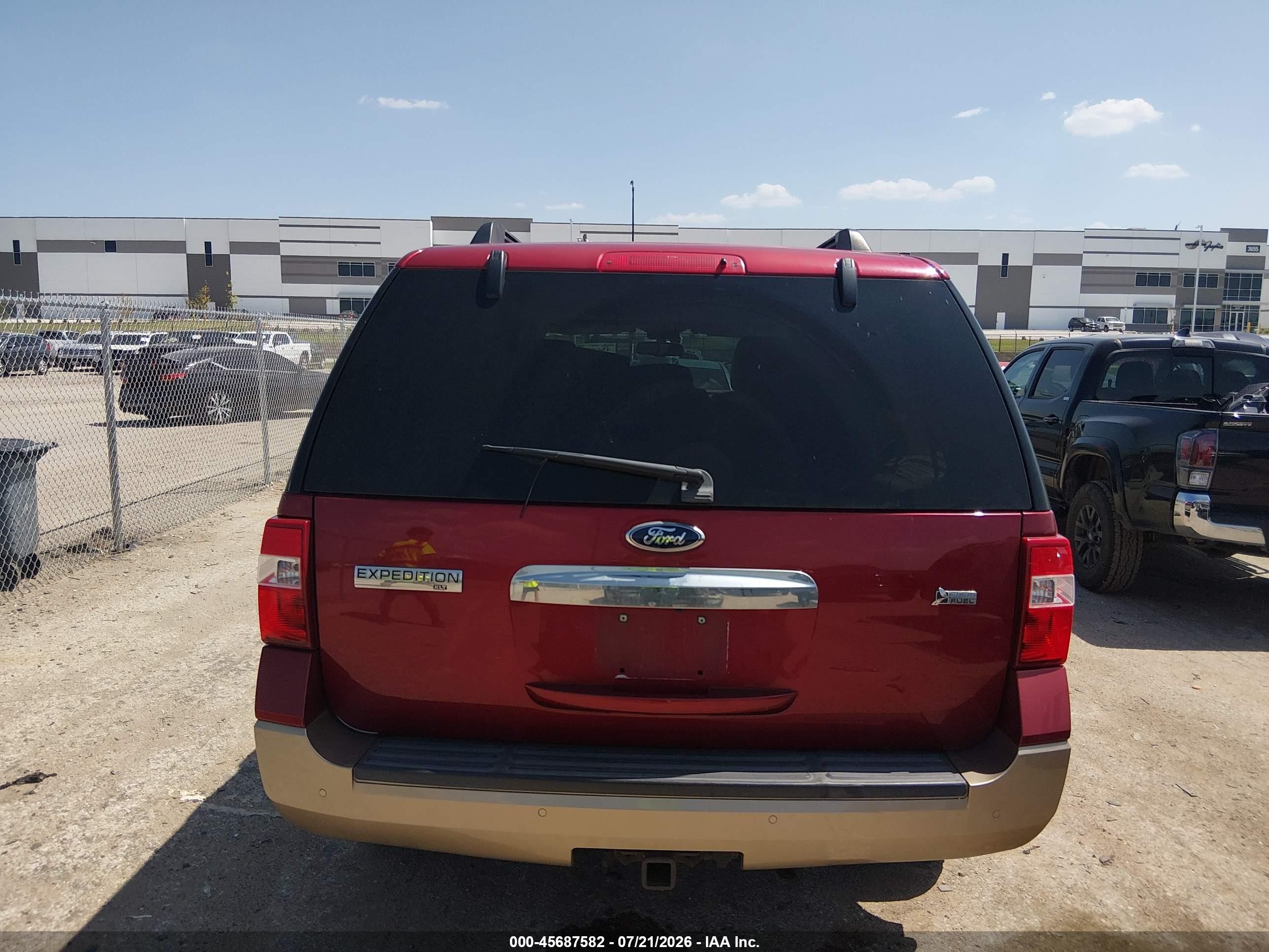 2013 Ford Expedition Xlt Red vin: 1FMJU1H50DEF69725