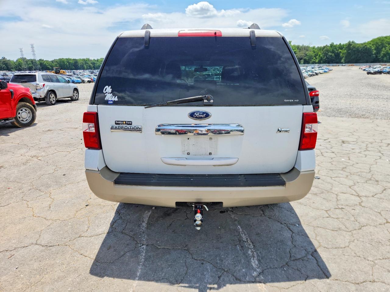 2010 Ford Expedition Eddie Bauer White vin: 1FMJU1H51AEA48024