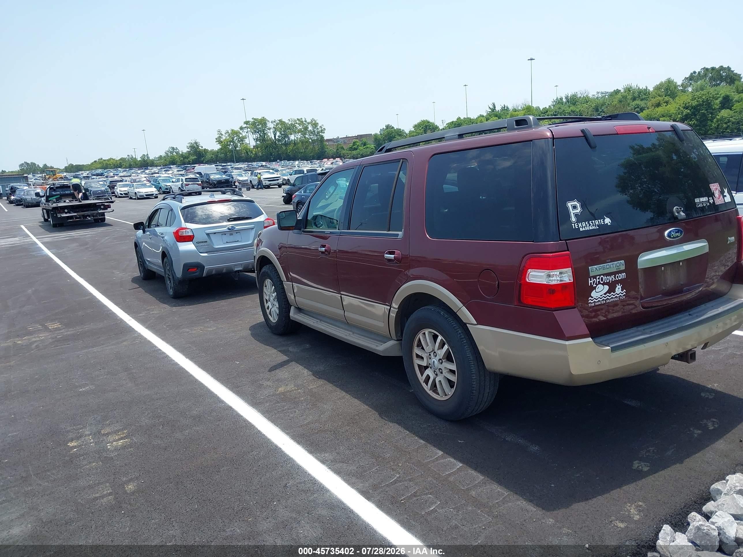 2012 Ford Expedition Xlt Red vin: 1FMJU1H51CEF21052