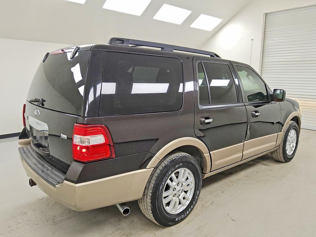 2013 Ford Expedition Xlt/king Ranch Black vin: 1FMJU1H52DEF14709
