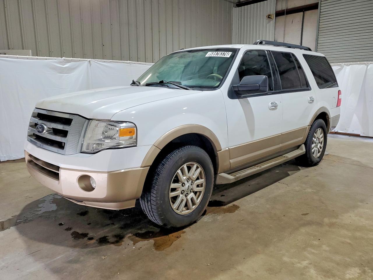 2014 Ford Expedition Xlt White vin: 1FMJU1H52EEF01945