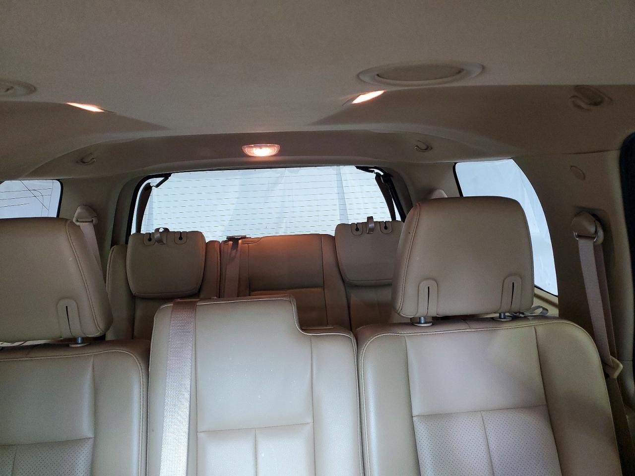 2014 Ford Expedition Xlt White vin: 1FMJU1H52EEF01945