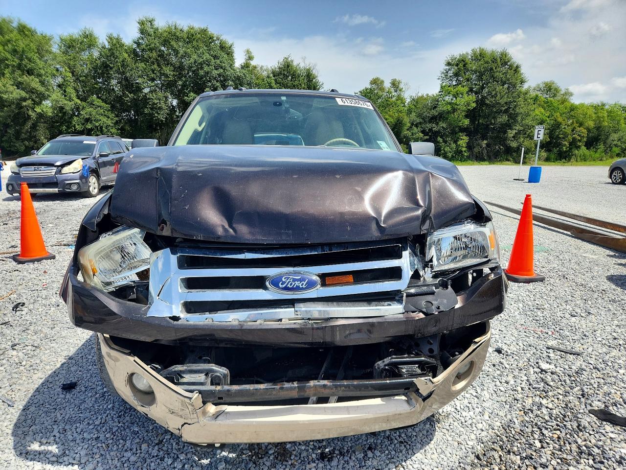 2013 Ford Expedition Xlt Two Tone vin: 1FMJU1H53DEF31325