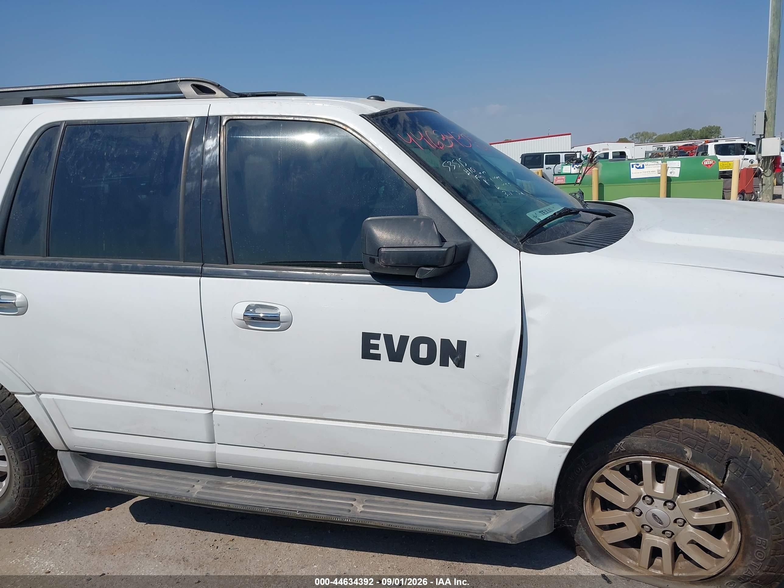 2014 Ford Expedition Xlt Белый vin: 1FMJU1H53EEF22951