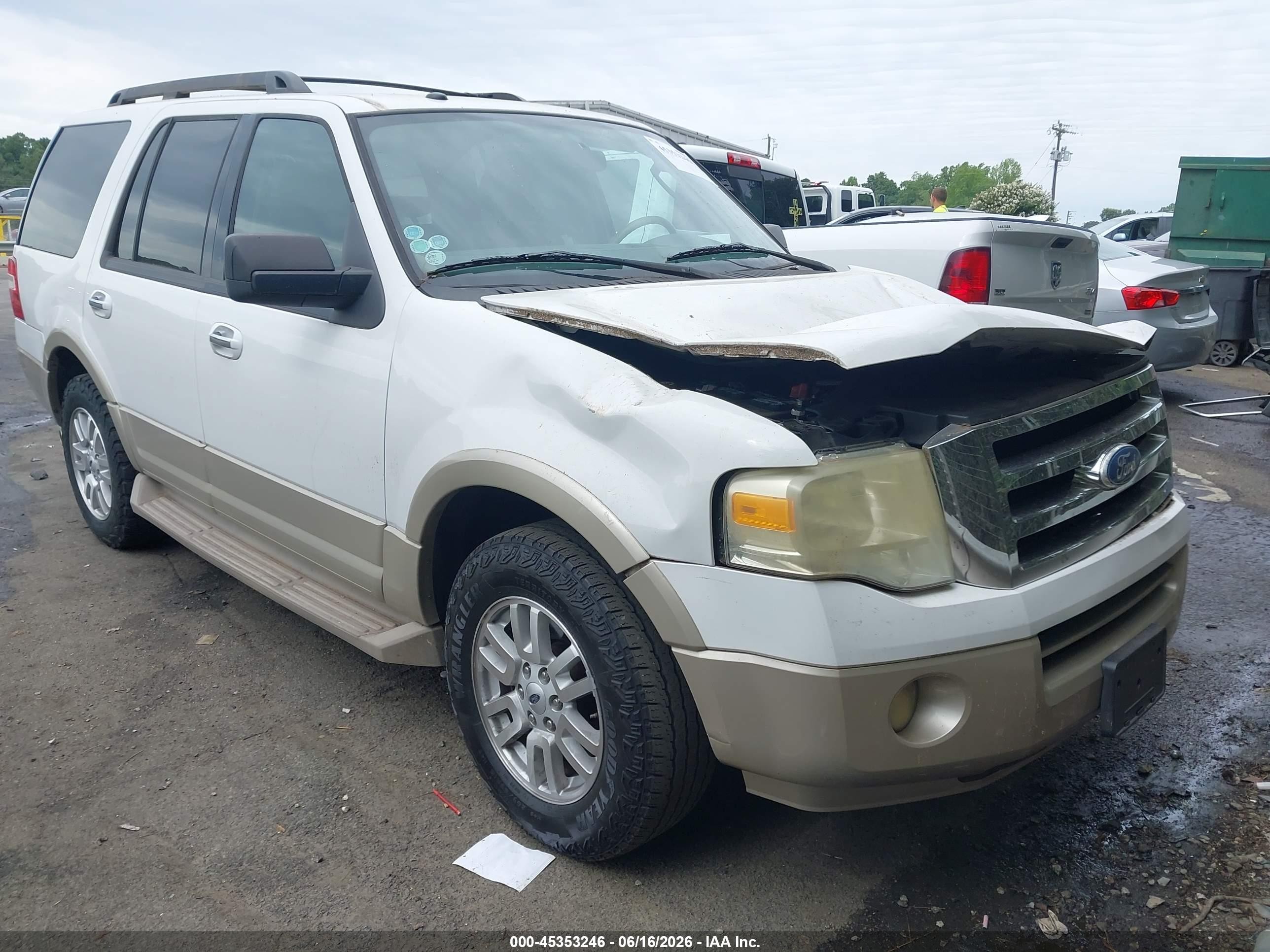 2010 Ford Expedition Eddie Bauer/king Ranch Белый vin: 1FMJU1H54AEA76612
