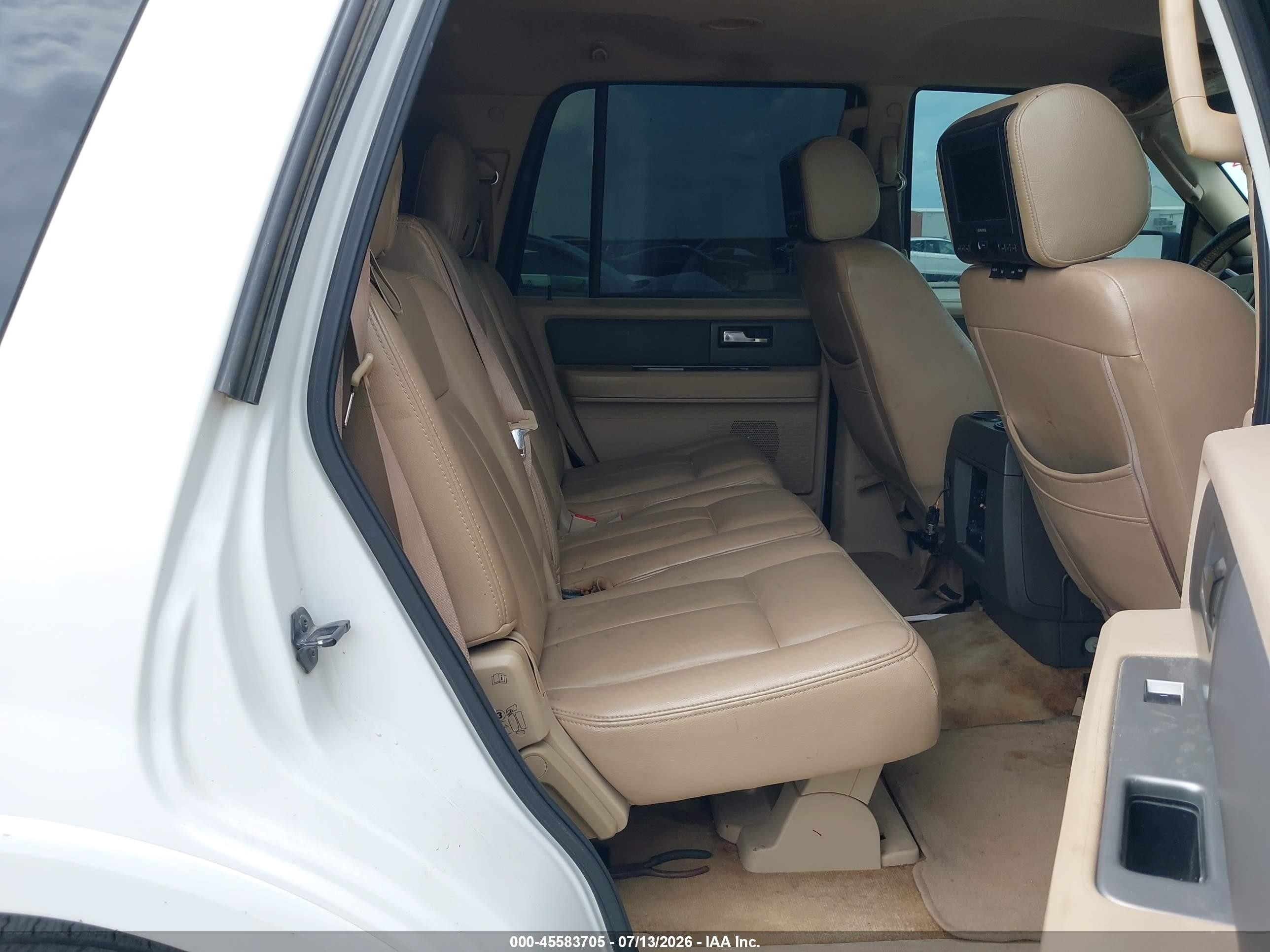 2011 Ford Expedition Xlt White vin: 1FMJU1H54BEF50186