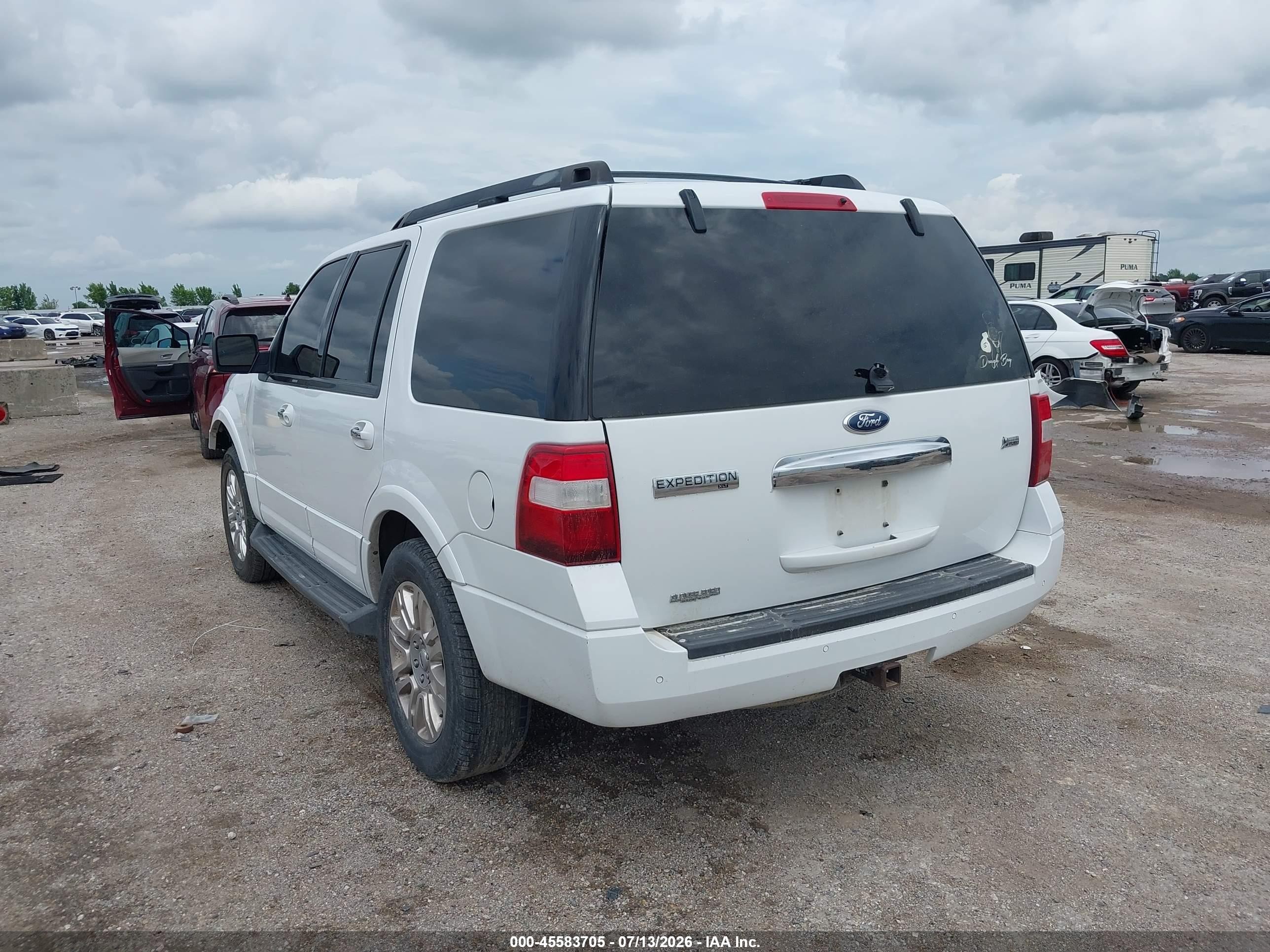 2011 Ford Expedition Xlt White vin: 1FMJU1H54BEF50186