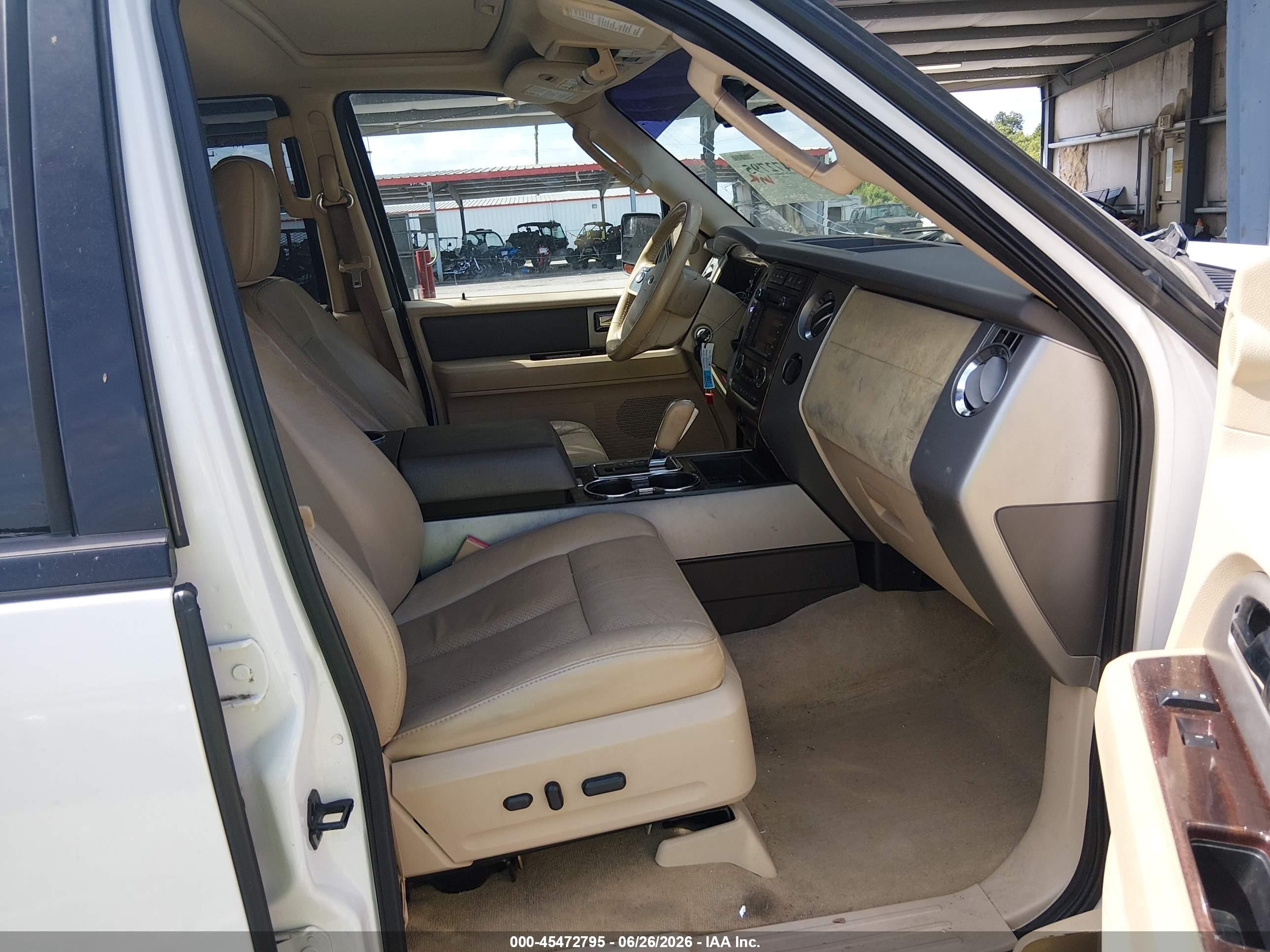 2012 Ford Expedition King Ranch/xlt White vin: 1FMJU1H54CEF09526