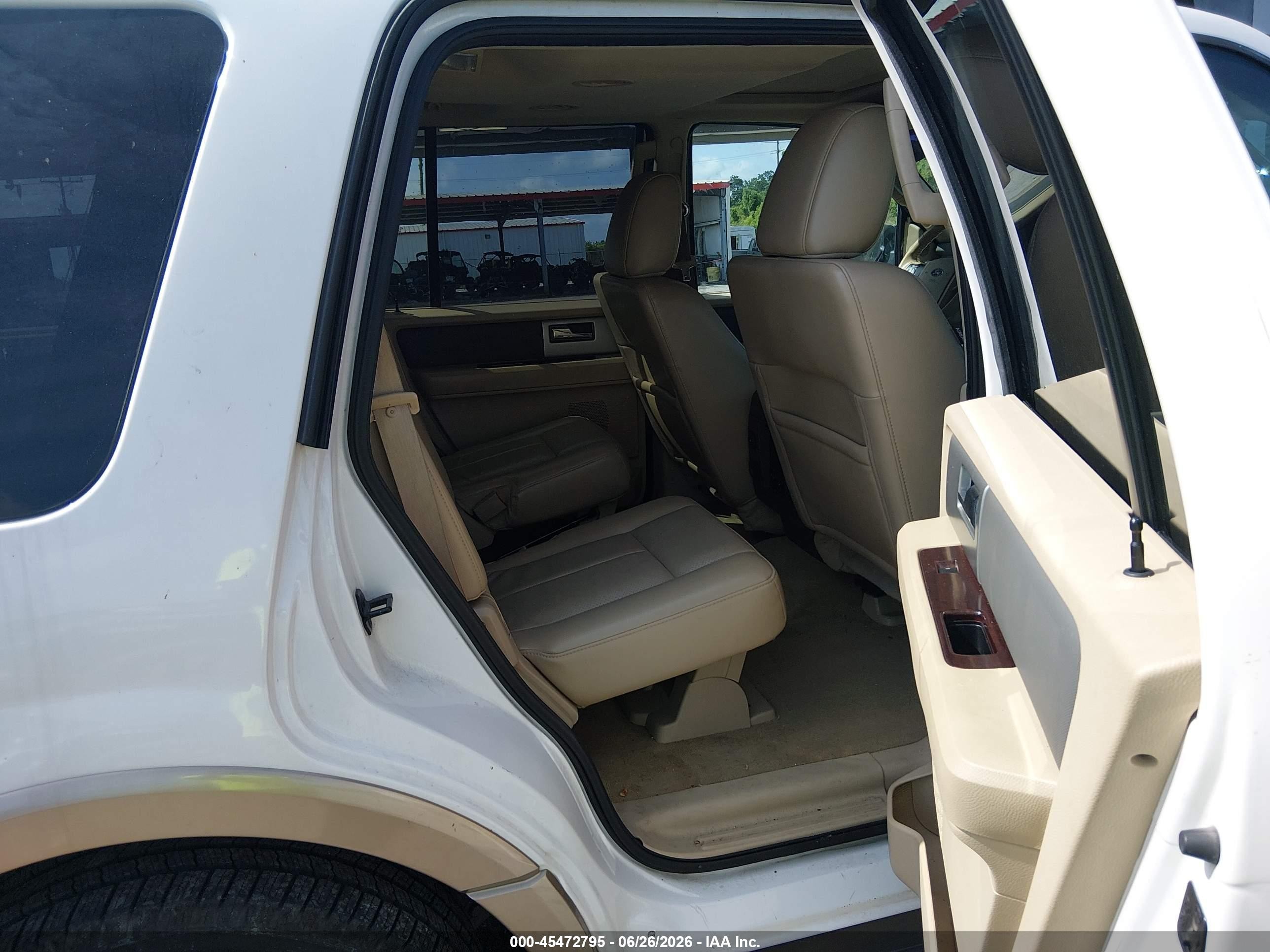 2012 Ford Expedition King Ranch/xlt White vin: 1FMJU1H54CEF09526