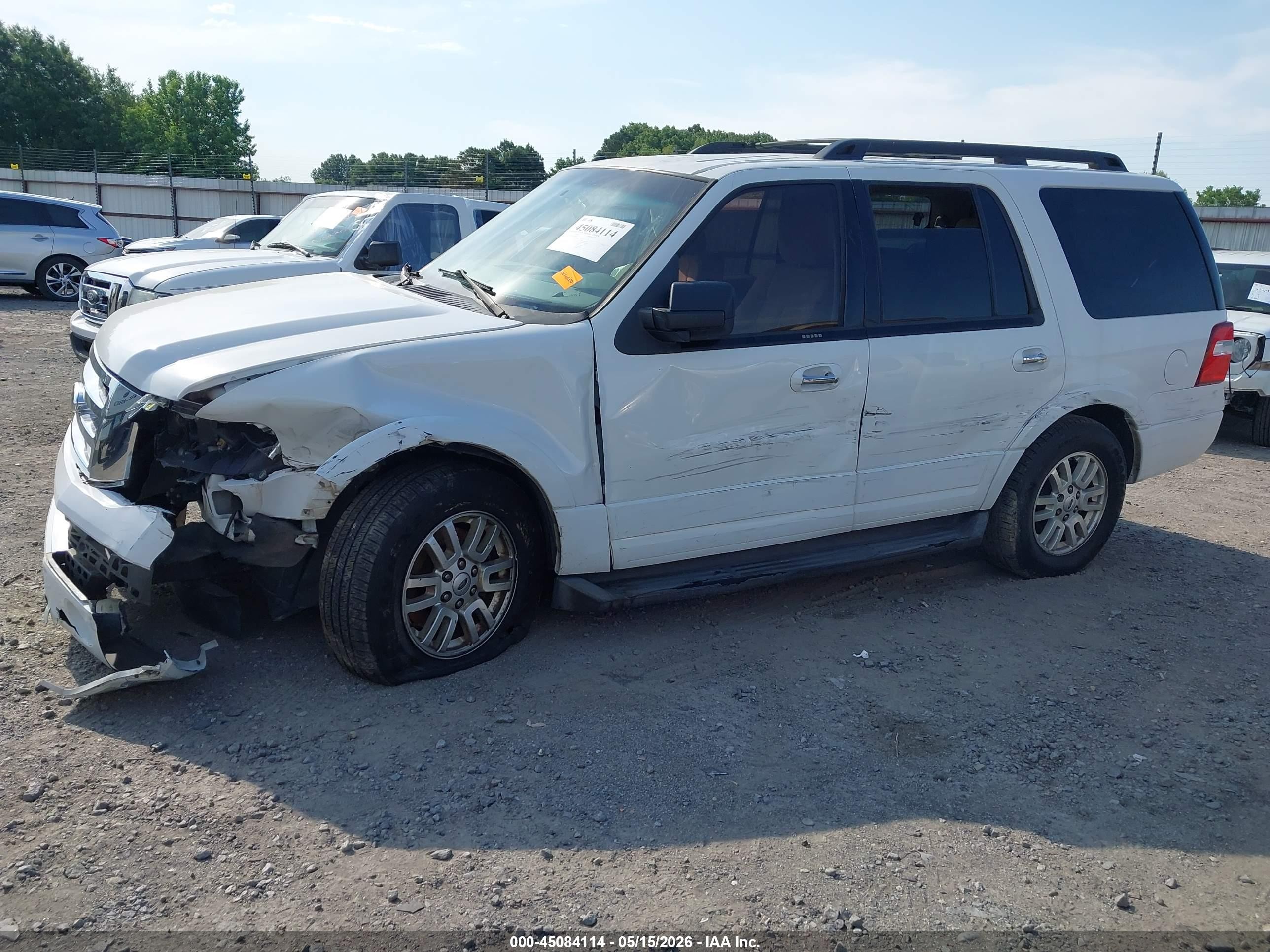 2012 Ford Expedition Xlt White vin: 1FMJU1H54CEF48911