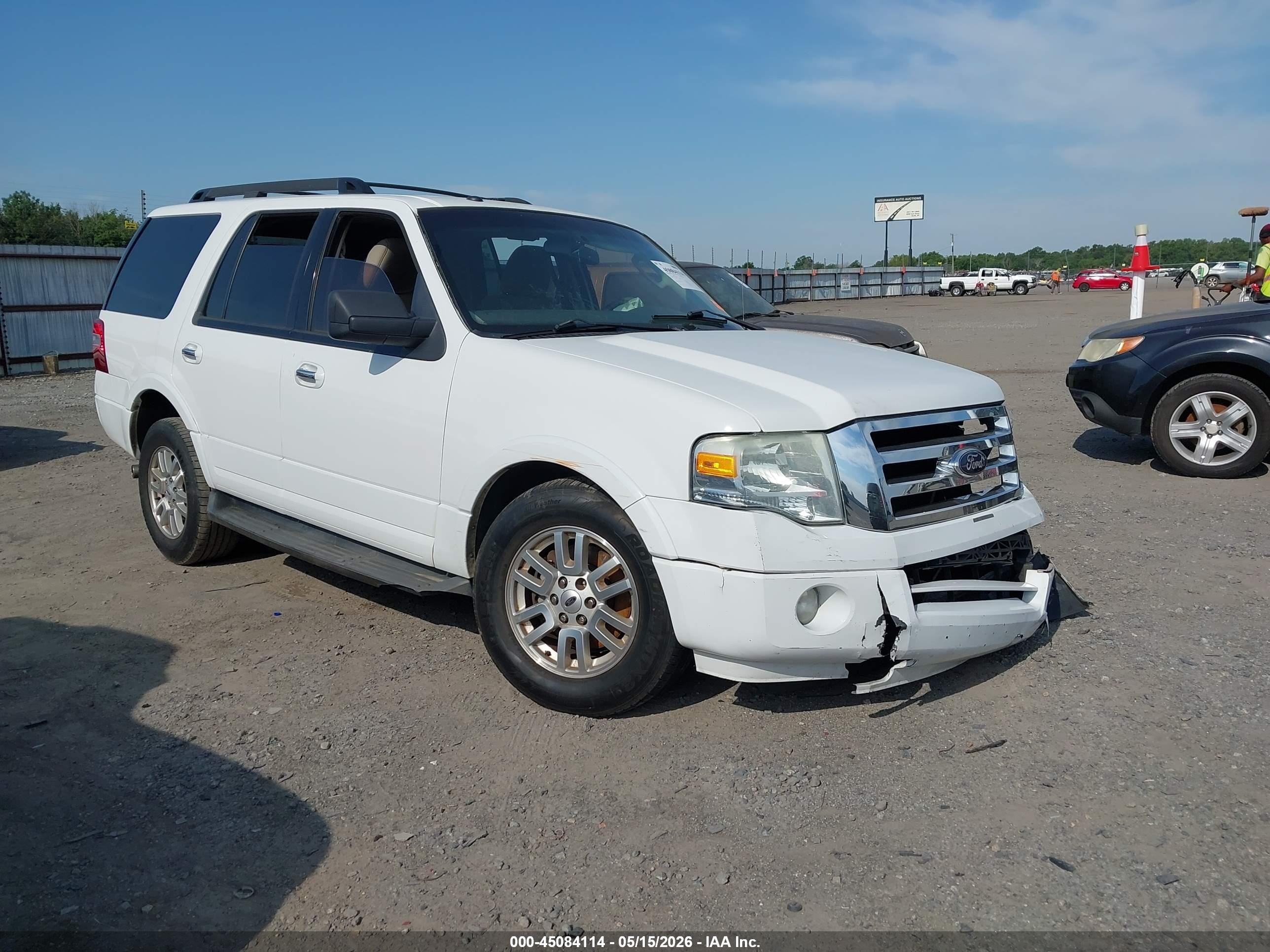 2012 Ford Expedition Xlt White vin: 1FMJU1H54CEF48911