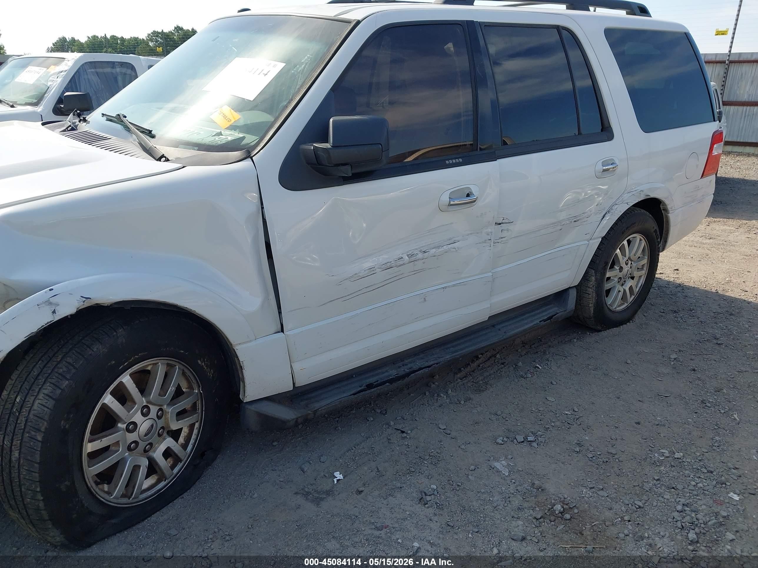 2012 Ford Expedition Xlt White vin: 1FMJU1H54CEF48911