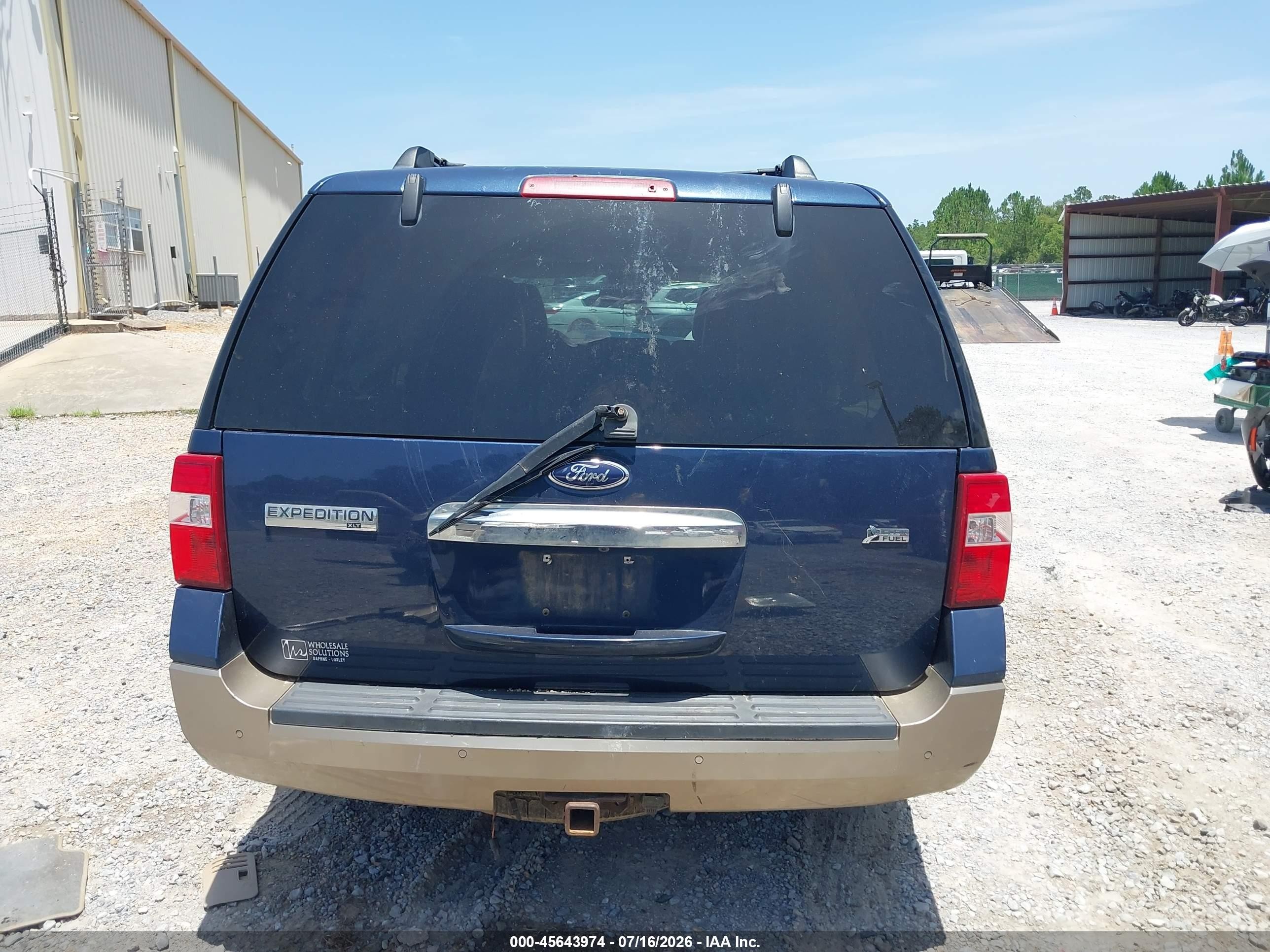 2013 Ford Expedition Xlt Синий vin: 1FMJU1H54DEF21421