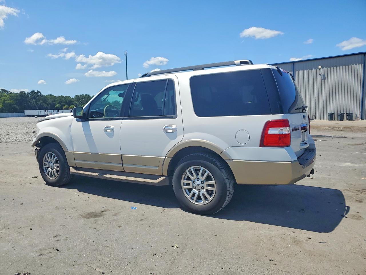 2011 Ford Expedition Xlt Белый vin: 1FMJU1H55BEF39293