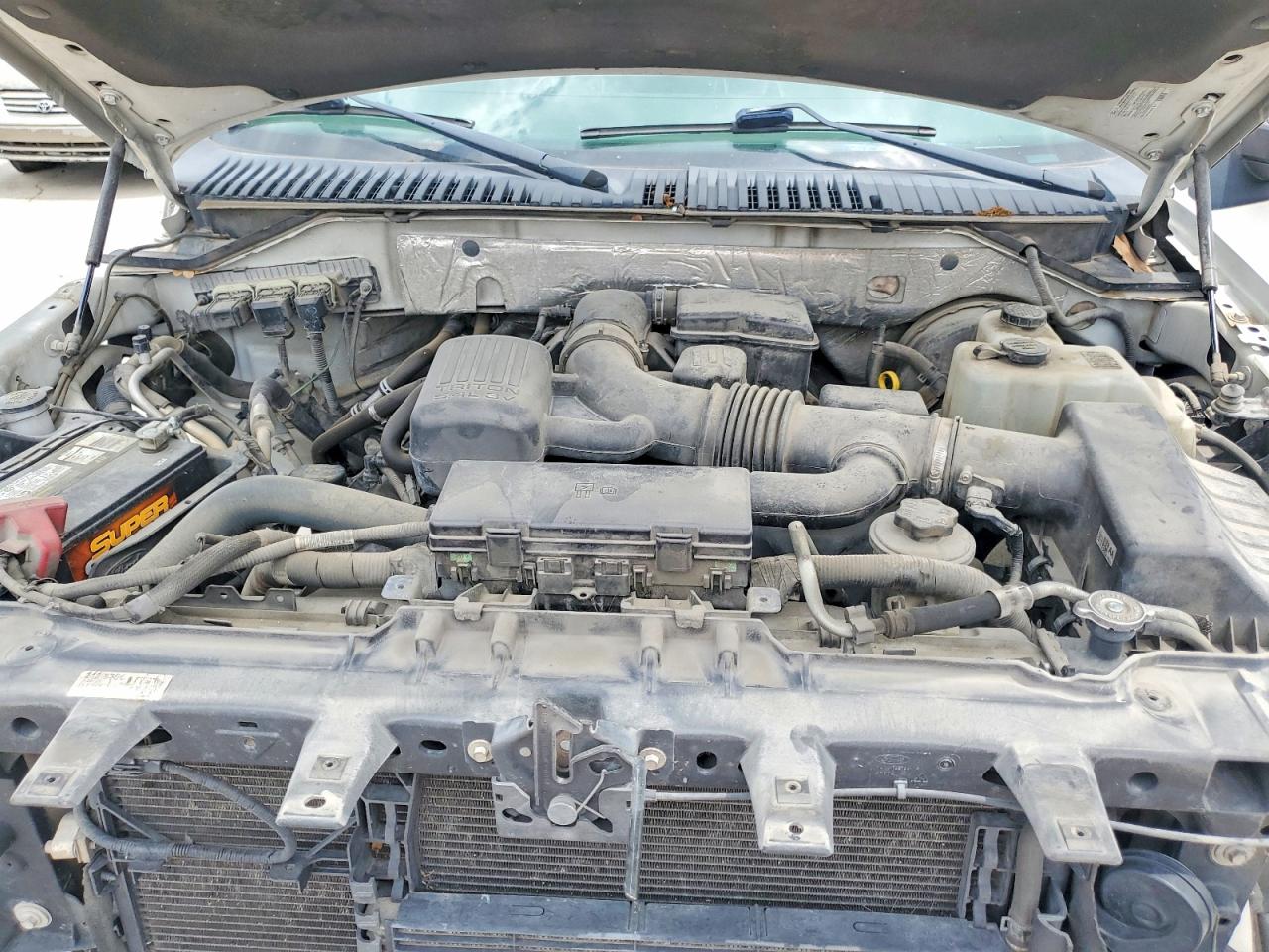 2013 Ford Expedition Xlt Белый vin: 1FMJU1H55DEF66240