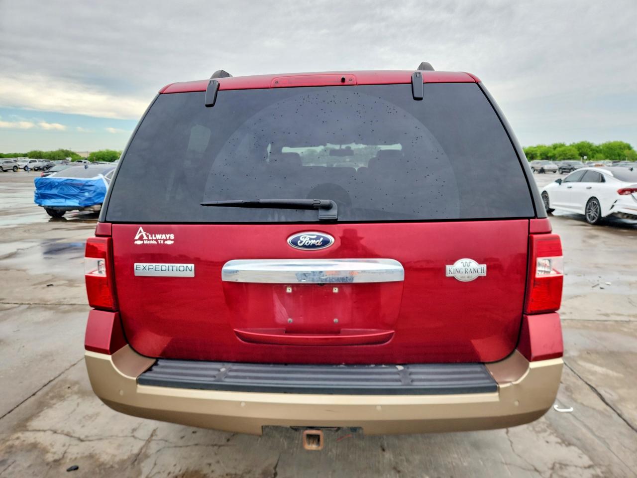 2014 Ford Expedition Xlt Красный vin: 1FMJU1H55EEF10655