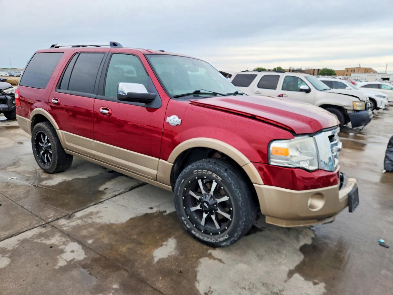 2014 Ford Expedition Xlt Красный vin: 1FMJU1H55EEF10655