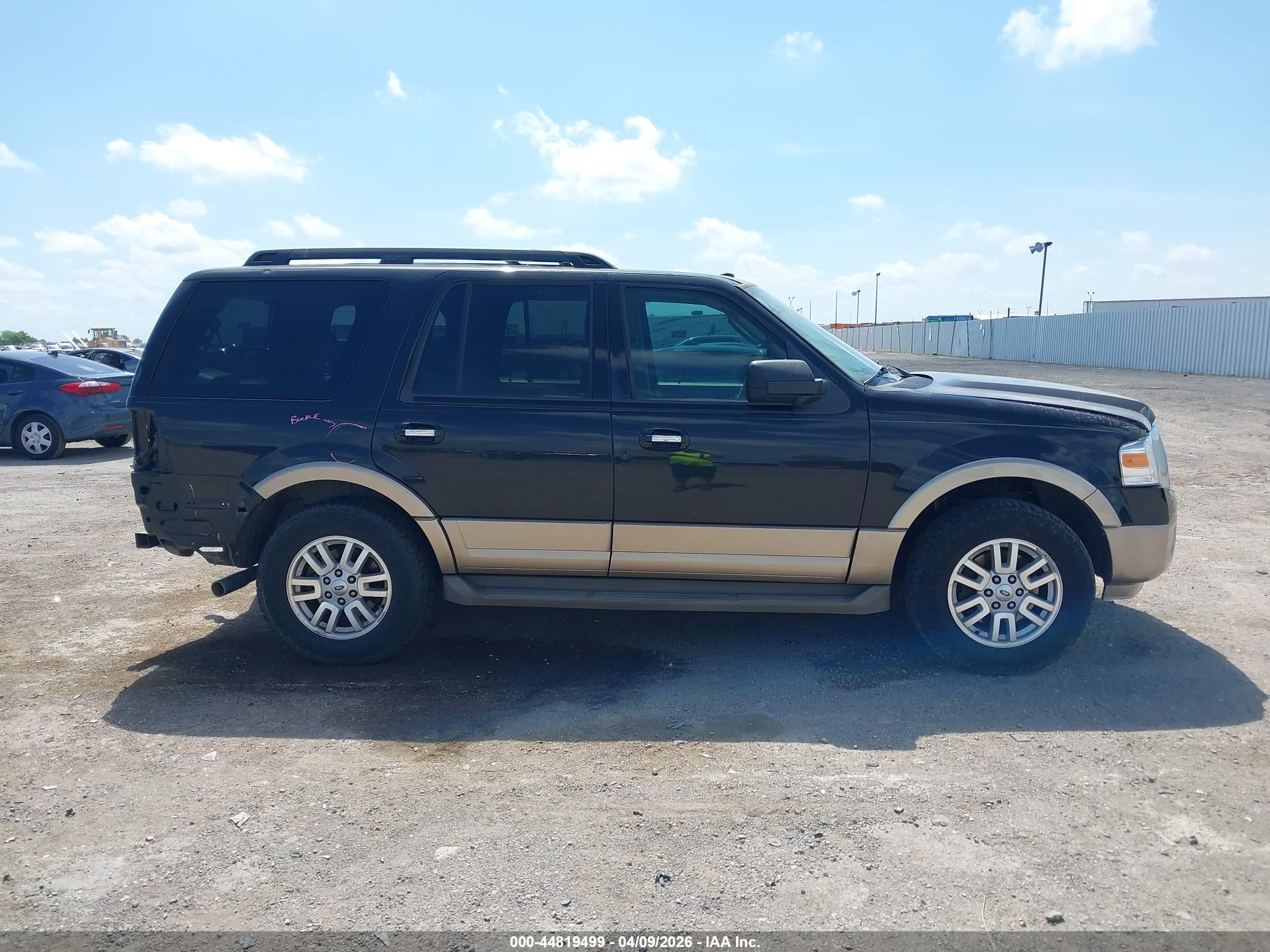 2014 Ford Expedition Xlt Black vin: 1FMJU1H55EEF17444