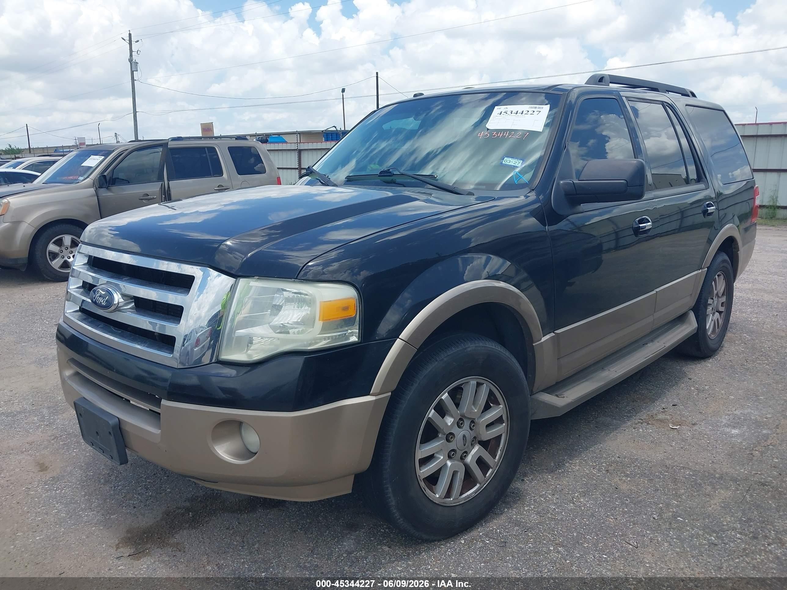 2014 Ford Expedition Xlt Gray vin: 1FMJU1H55EEF62707