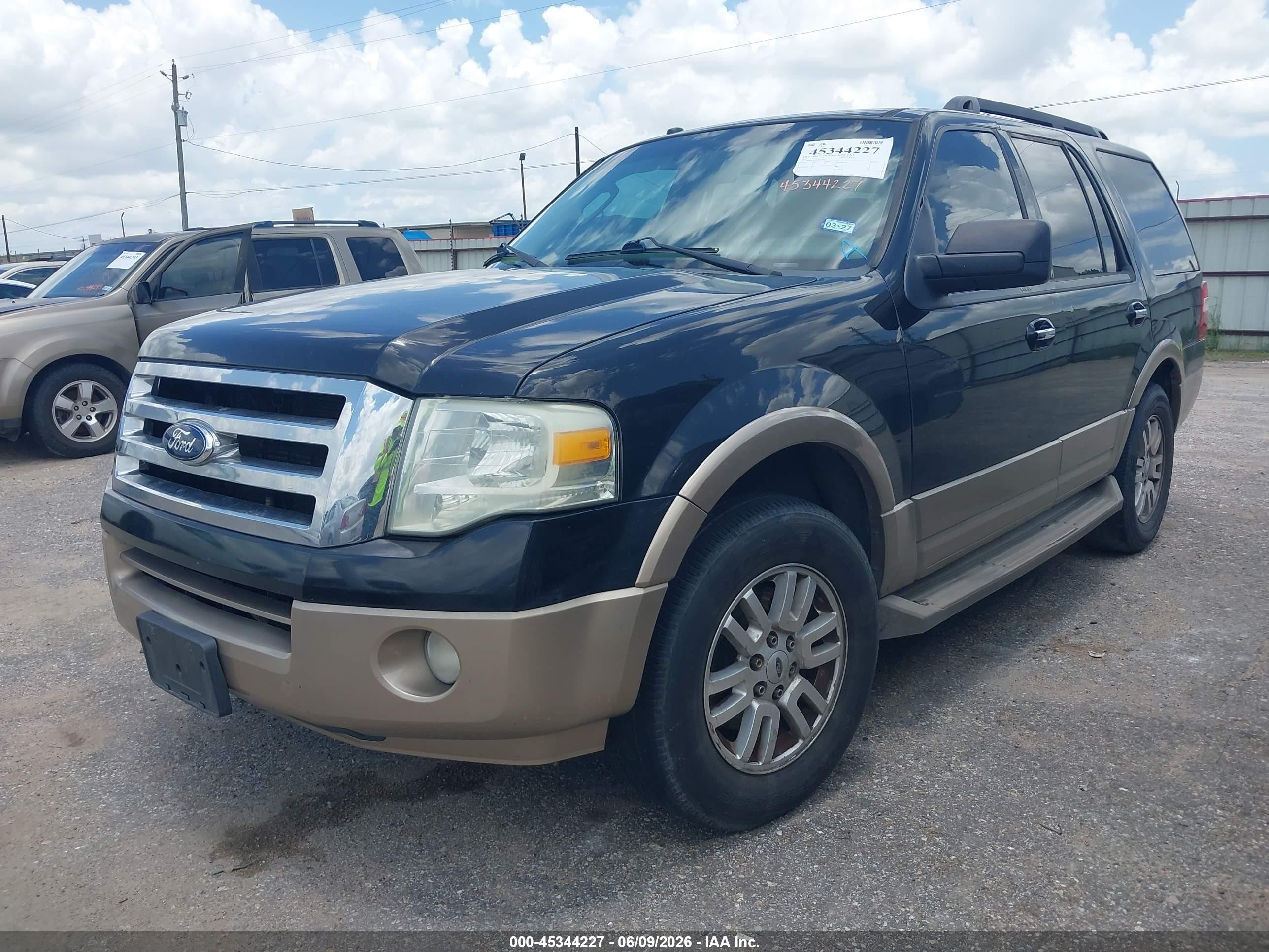 2014 Ford Expedition Xlt Gray vin: 1FMJU1H55EEF62707