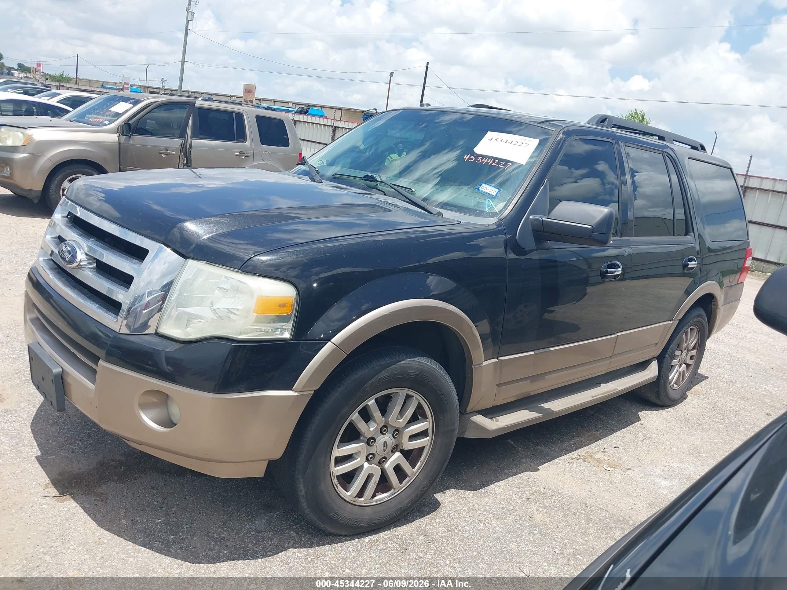 2014 Ford Expedition Xlt Gray vin: 1FMJU1H55EEF62707