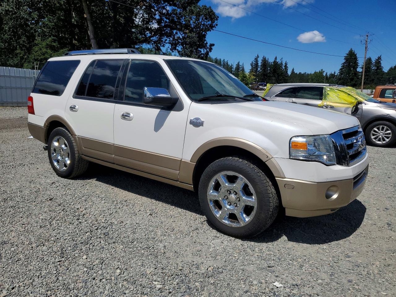 2014 Ford Expedition Xlt White vin: 1FMJU1H56EEF01978
