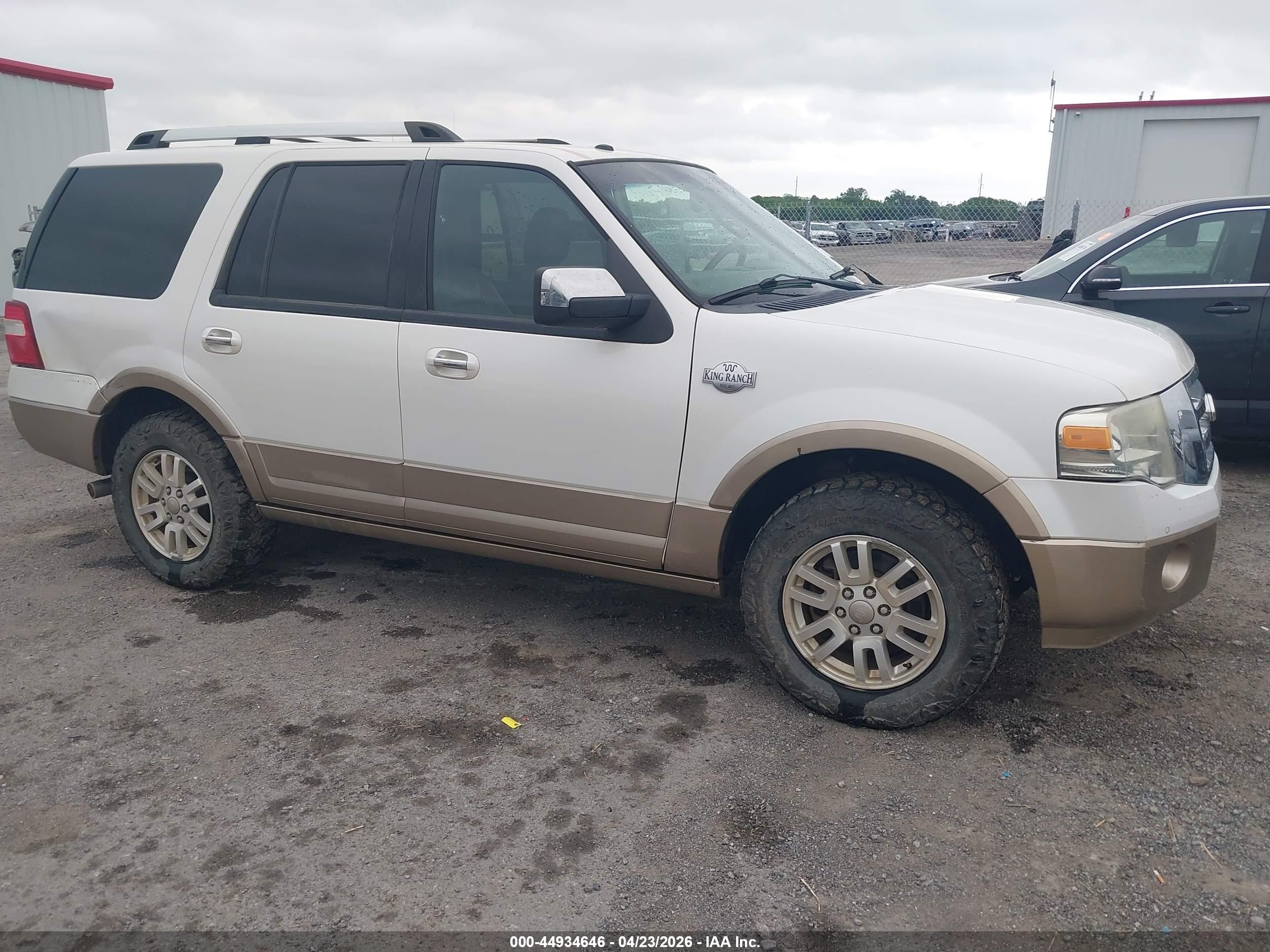 2014 Ford Expedition King Ranch White vin: 1FMJU1H56EEF62571