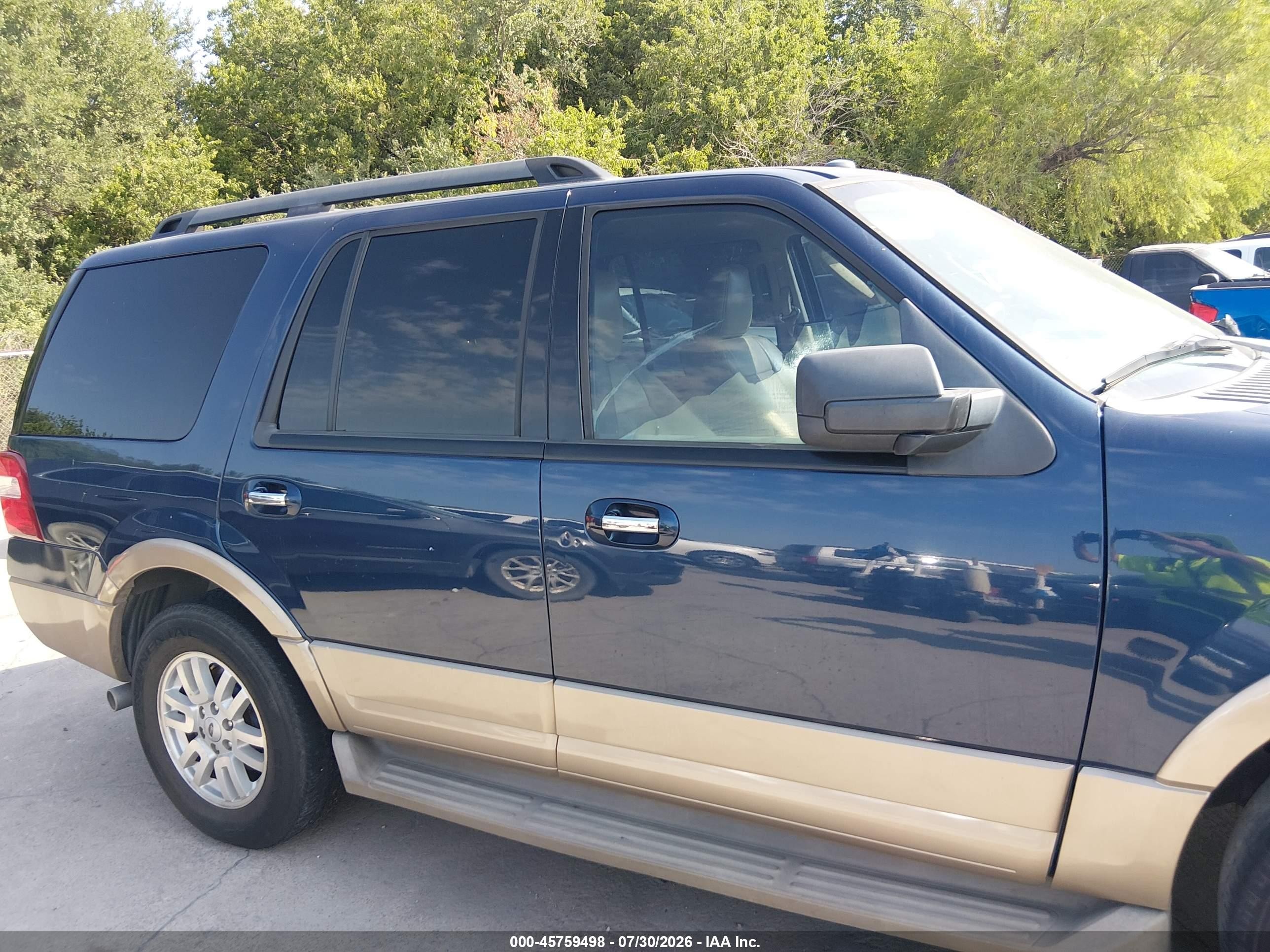 2014 Ford Expedition Xlt Синий vin: 1FMJU1H57EEF22970