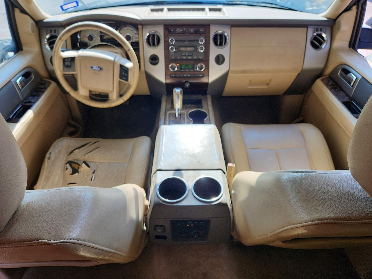 2011 Ford Expedition Xlt Черный vin: 1FMJU1H58BEF07972
