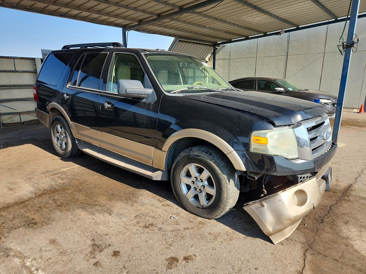 2011 Ford Expedition Xlt Черный vin: 1FMJU1H58BEF07972
