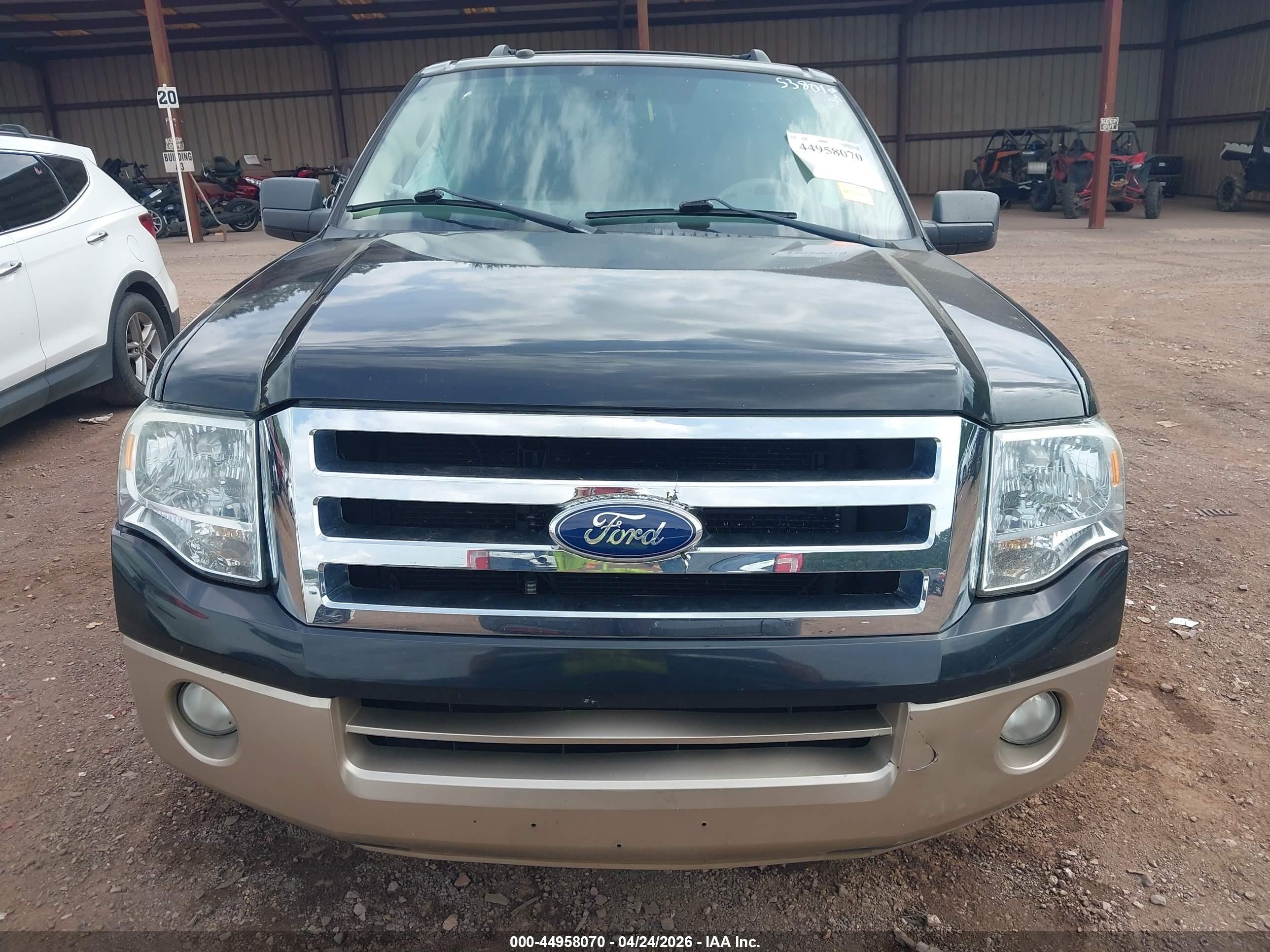 2012 Ford Expedition Xlt Black vin: 1FMJU1H58CEF14521