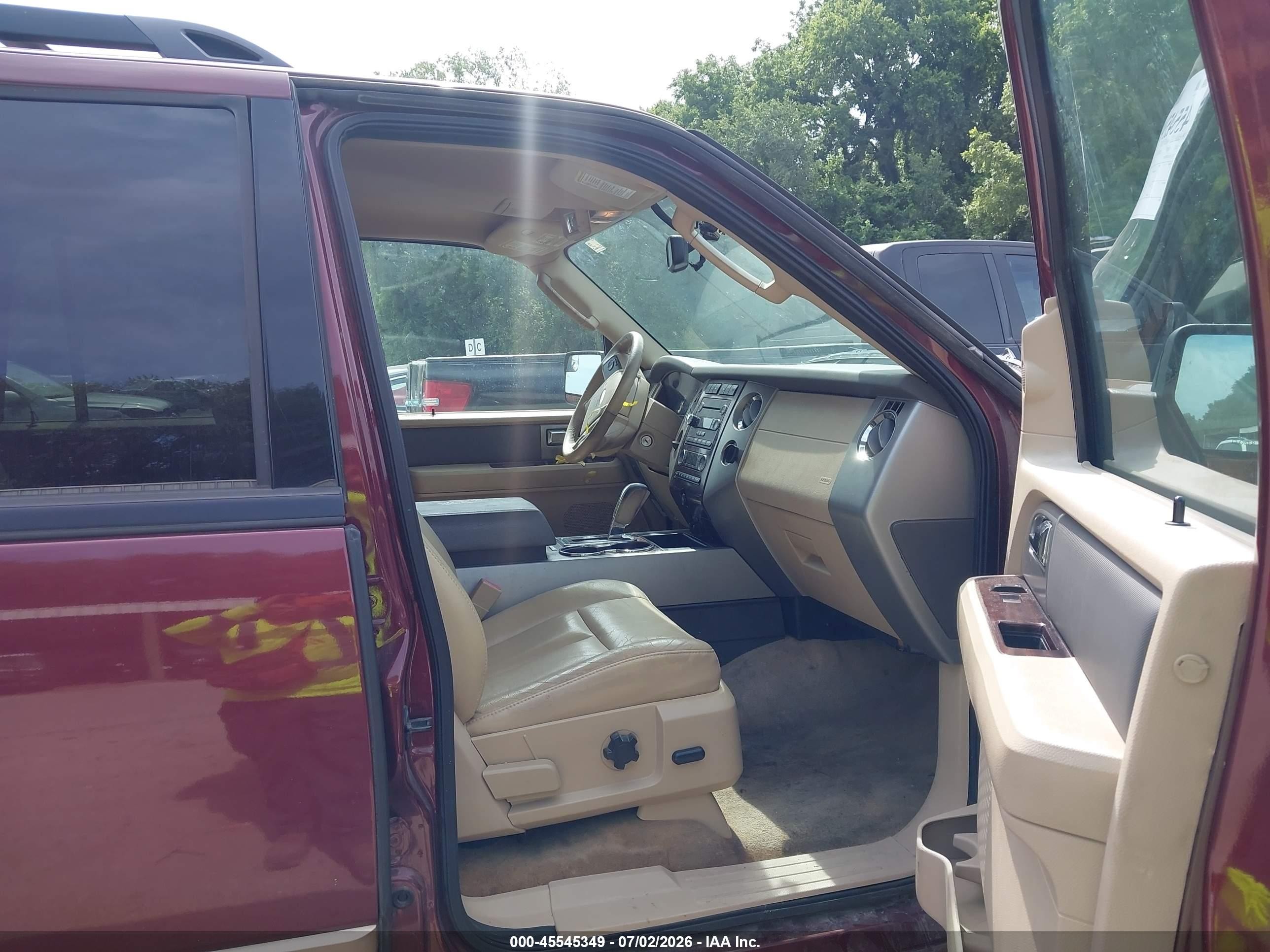 2013 Ford Expedition King Ranch/xlt Burgundy vin: 1FMJU1H58DEF01687
