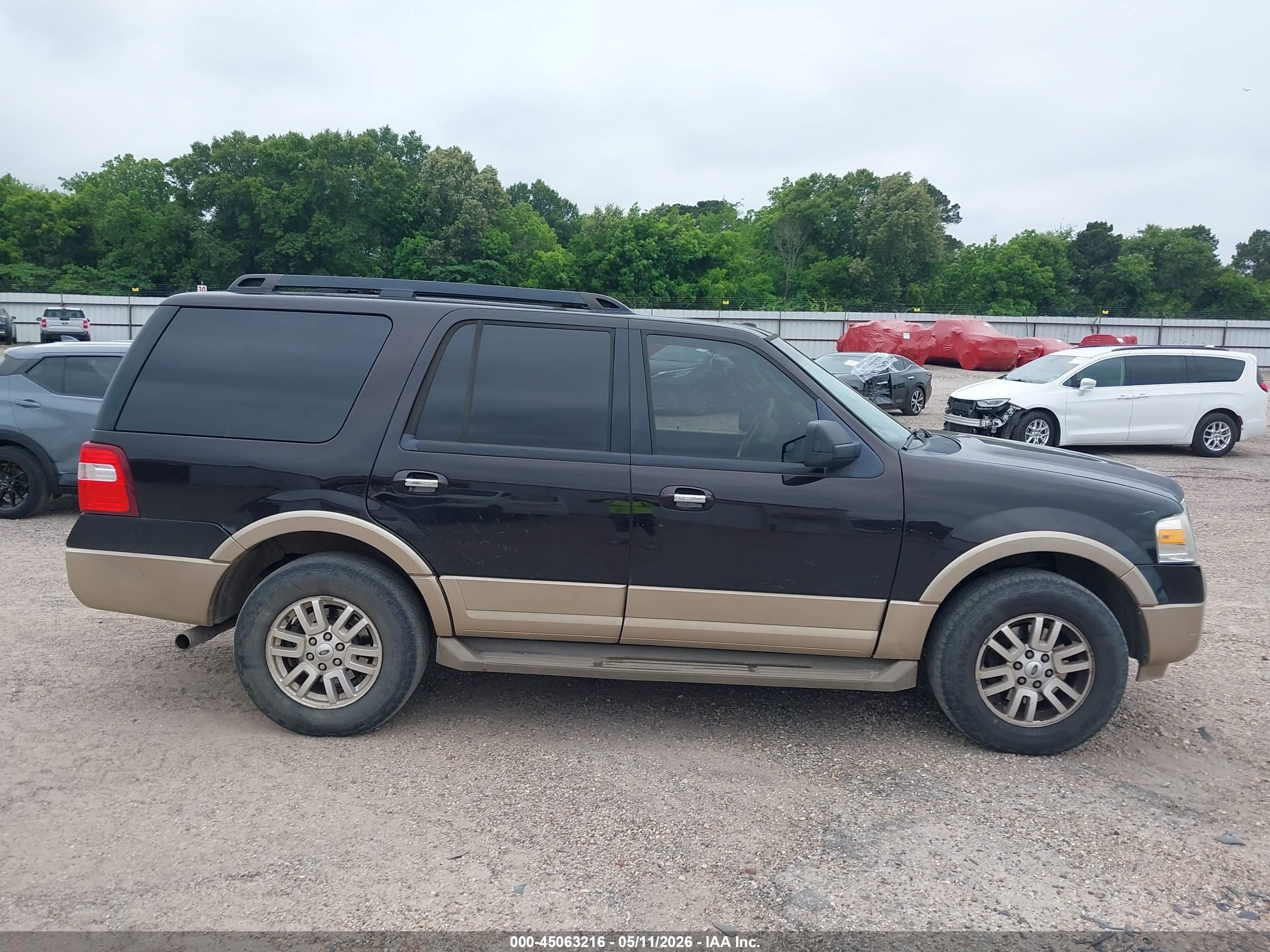 2013 Ford Expedition Xlt Dark Brown vin: 1FMJU1H58DEF66412