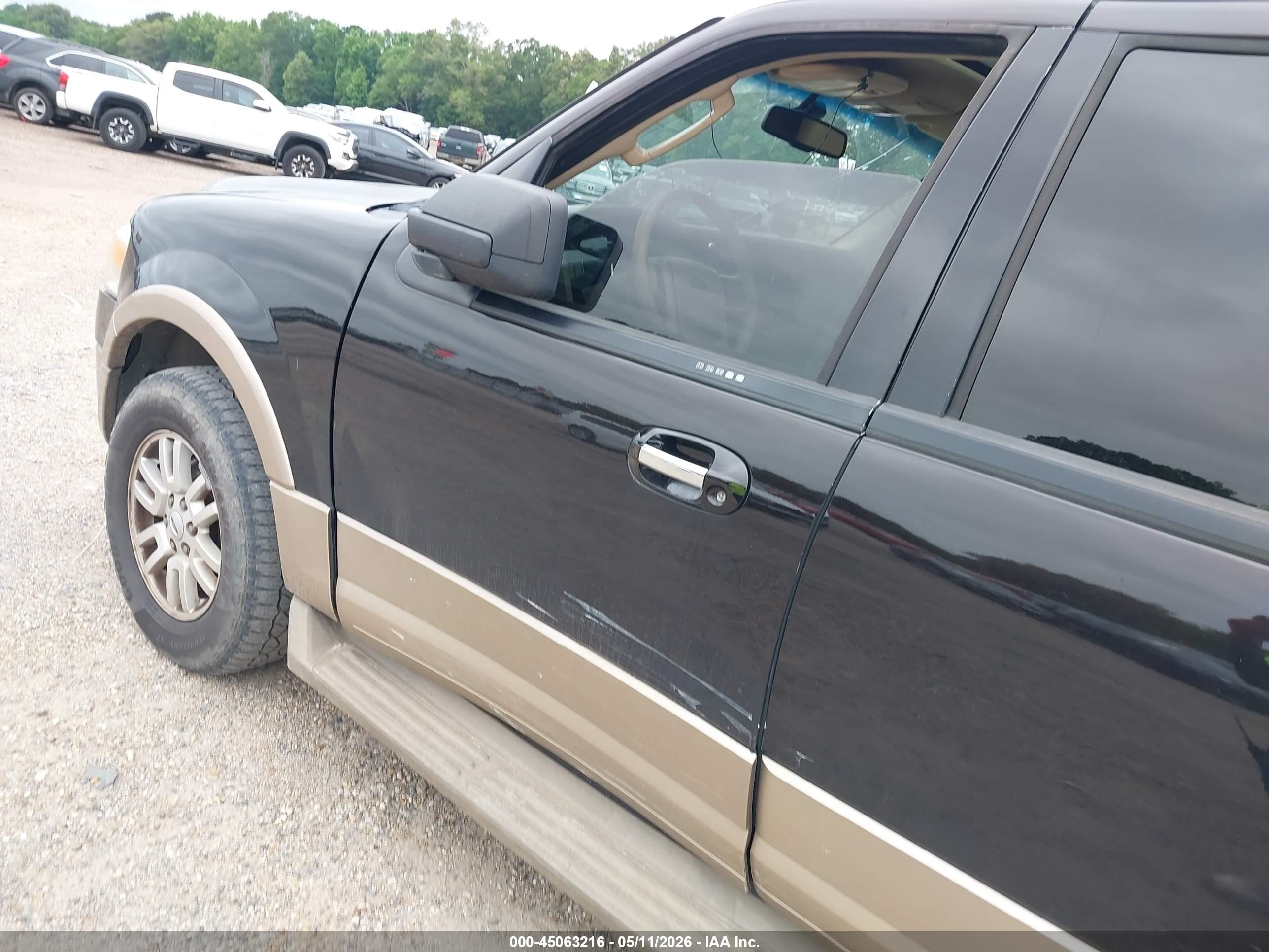 2013 Ford Expedition Xlt Dark Brown vin: 1FMJU1H58DEF66412