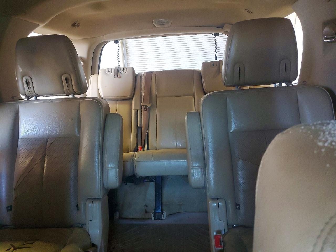 2014 Ford Expedition Xlt Белый vin: 1FMJU1H58EEF21472