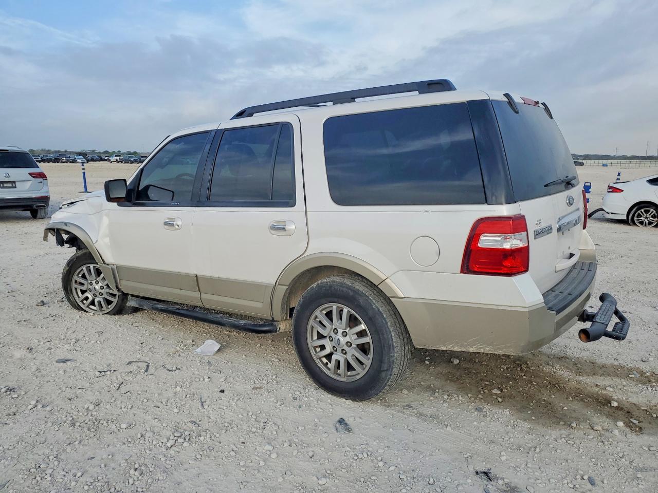 2010 Ford Expedition Eddie Bauer White vin: 1FMJU1H59AEB64040