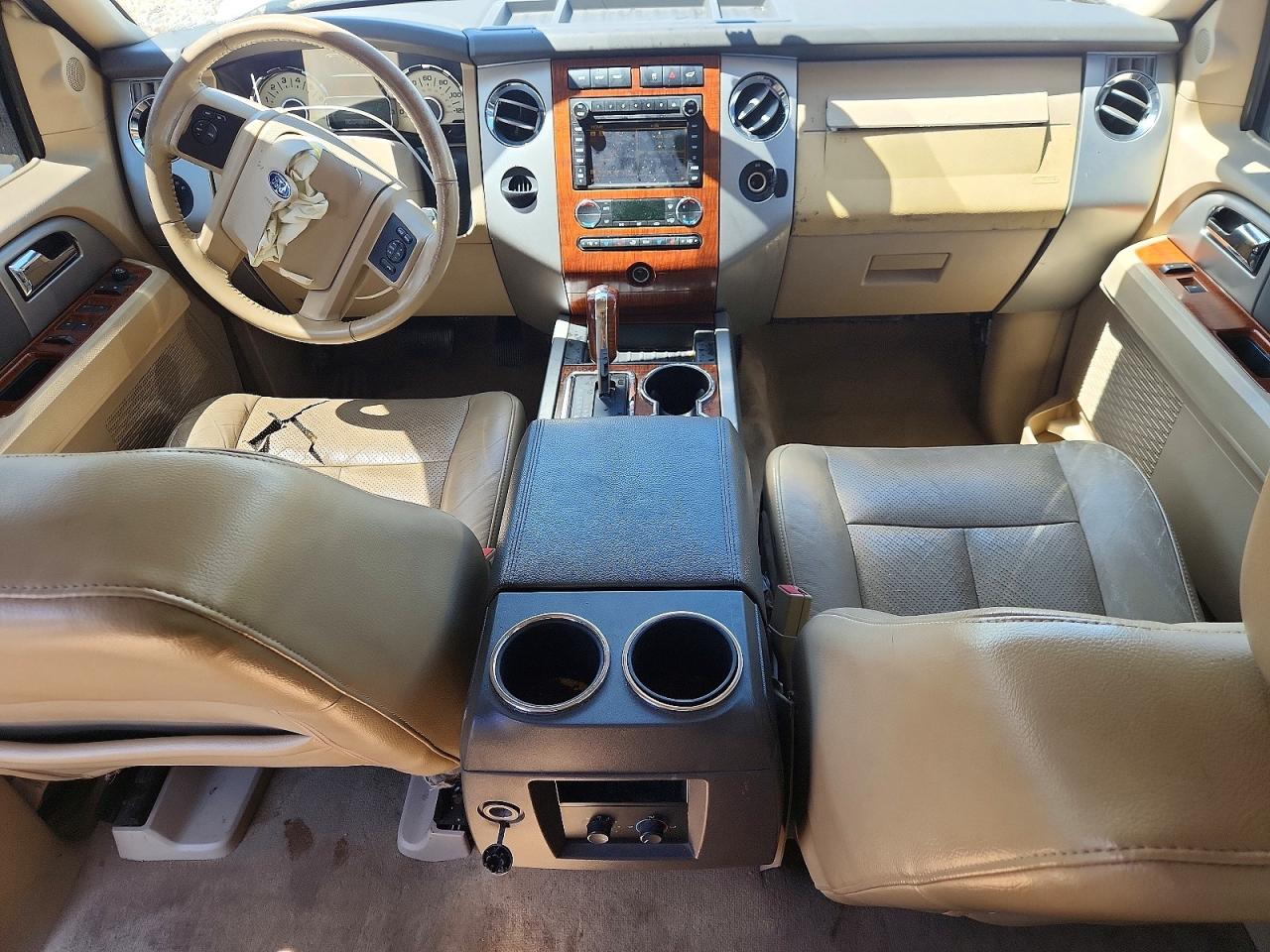 2010 Ford Expedition Eddie Bauer White vin: 1FMJU1H59AEB64040