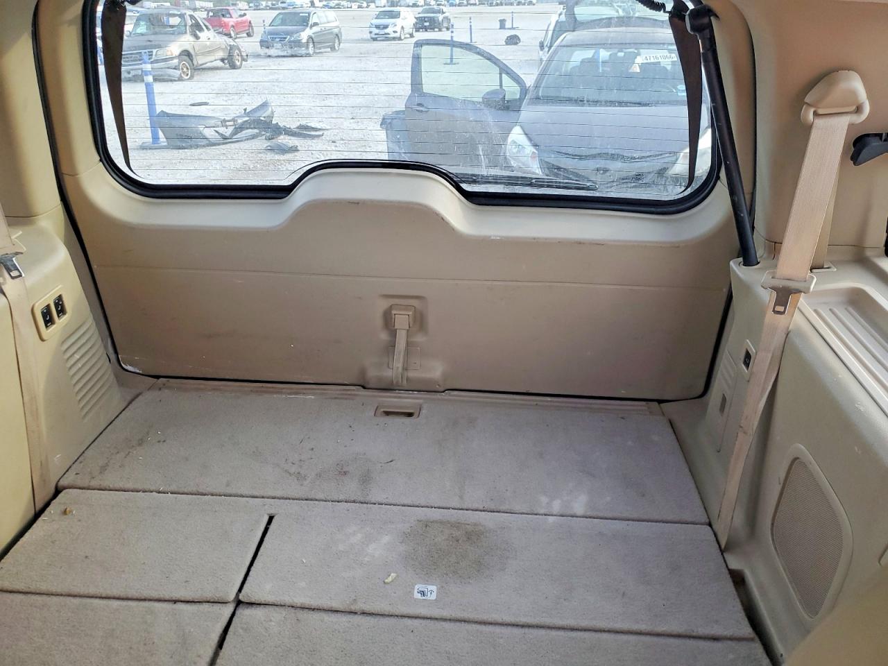 2010 Ford Expedition Eddie Bauer White vin: 1FMJU1H59AEB64040