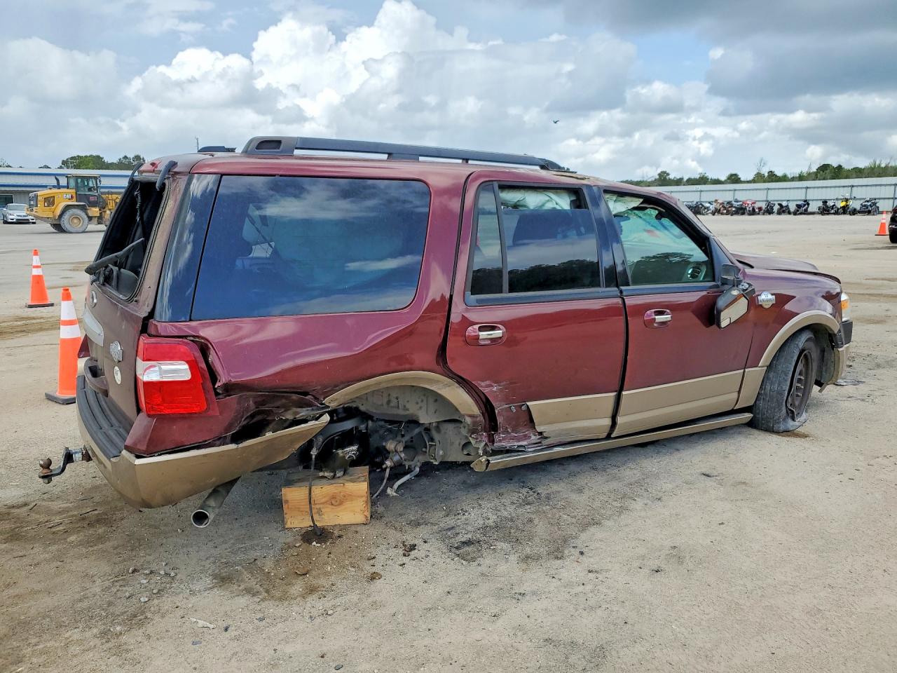 2012 Ford Expedition Xlt Burgundy vin: 1FMJU1H59CEF12793