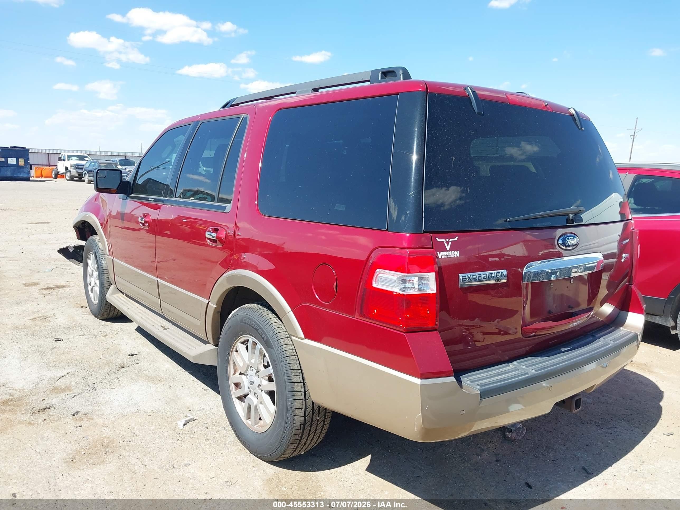 2014 Ford Expedition Xlt Темно-бордовый vin: 1FMJU1H59EEF21531
