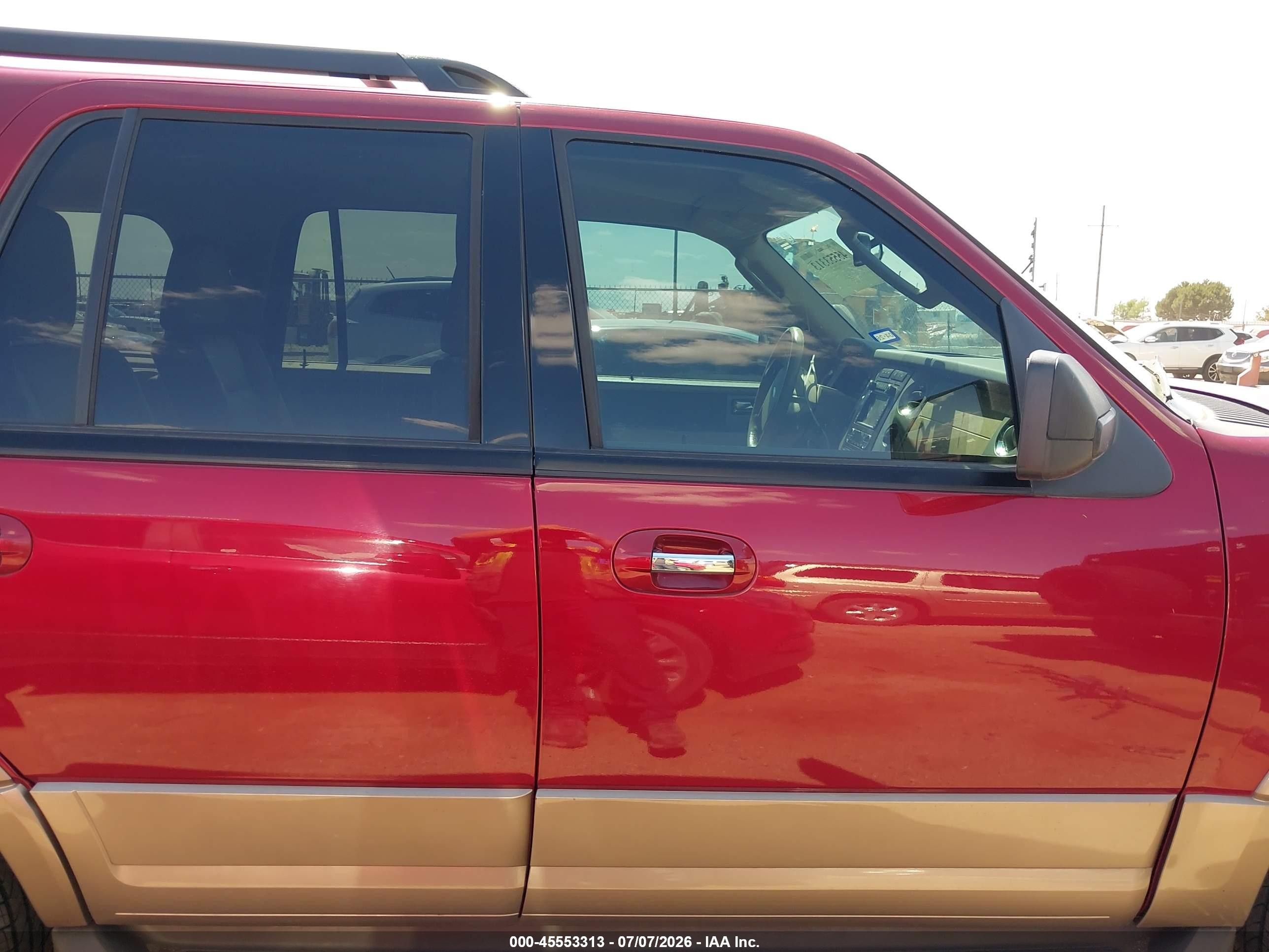 2014 Ford Expedition Xlt Темно-бордовый vin: 1FMJU1H59EEF21531