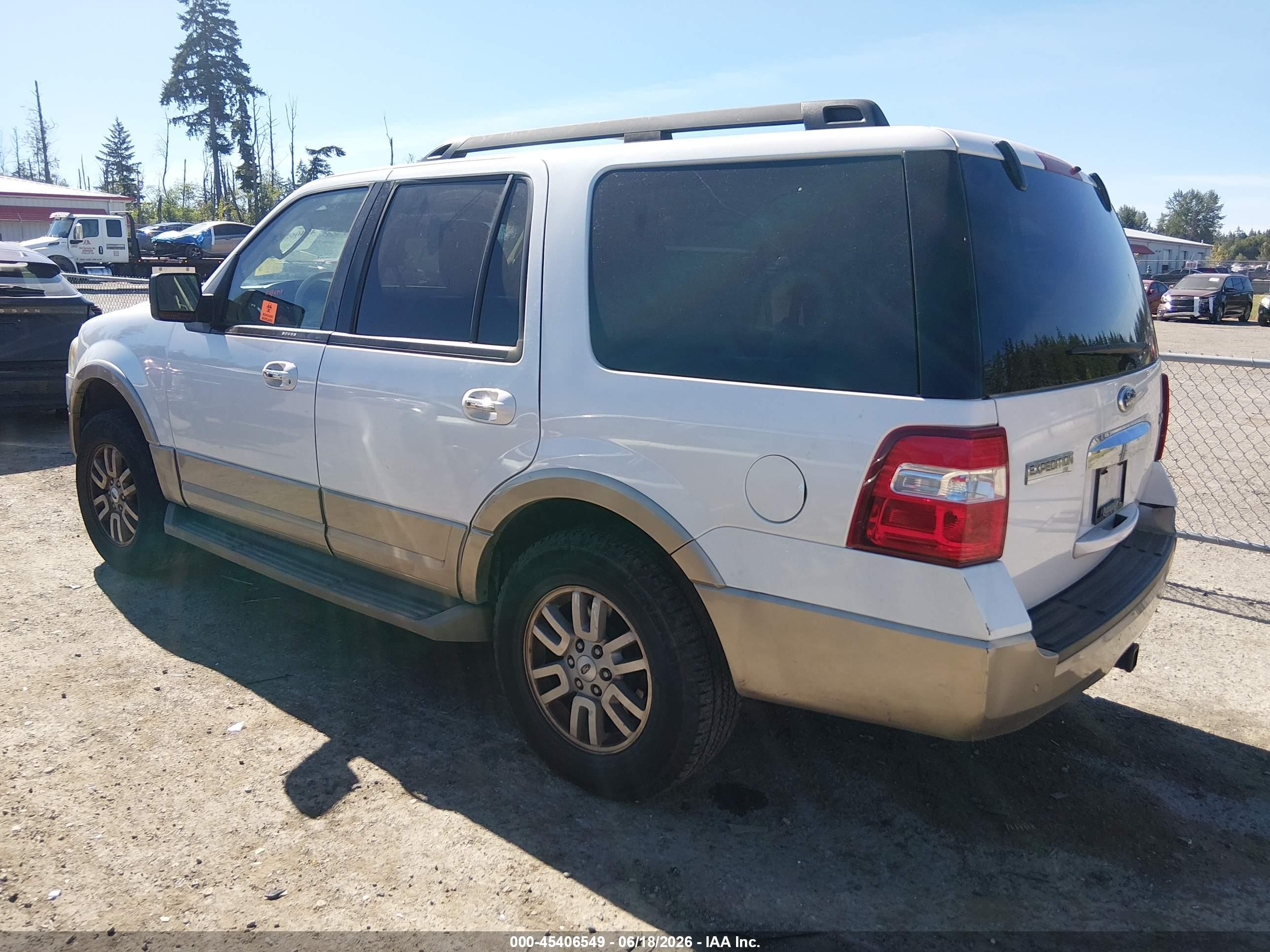 2011 Ford Expedition King Ranch/xlt White vin: 1FMJU1H5XBEF02112