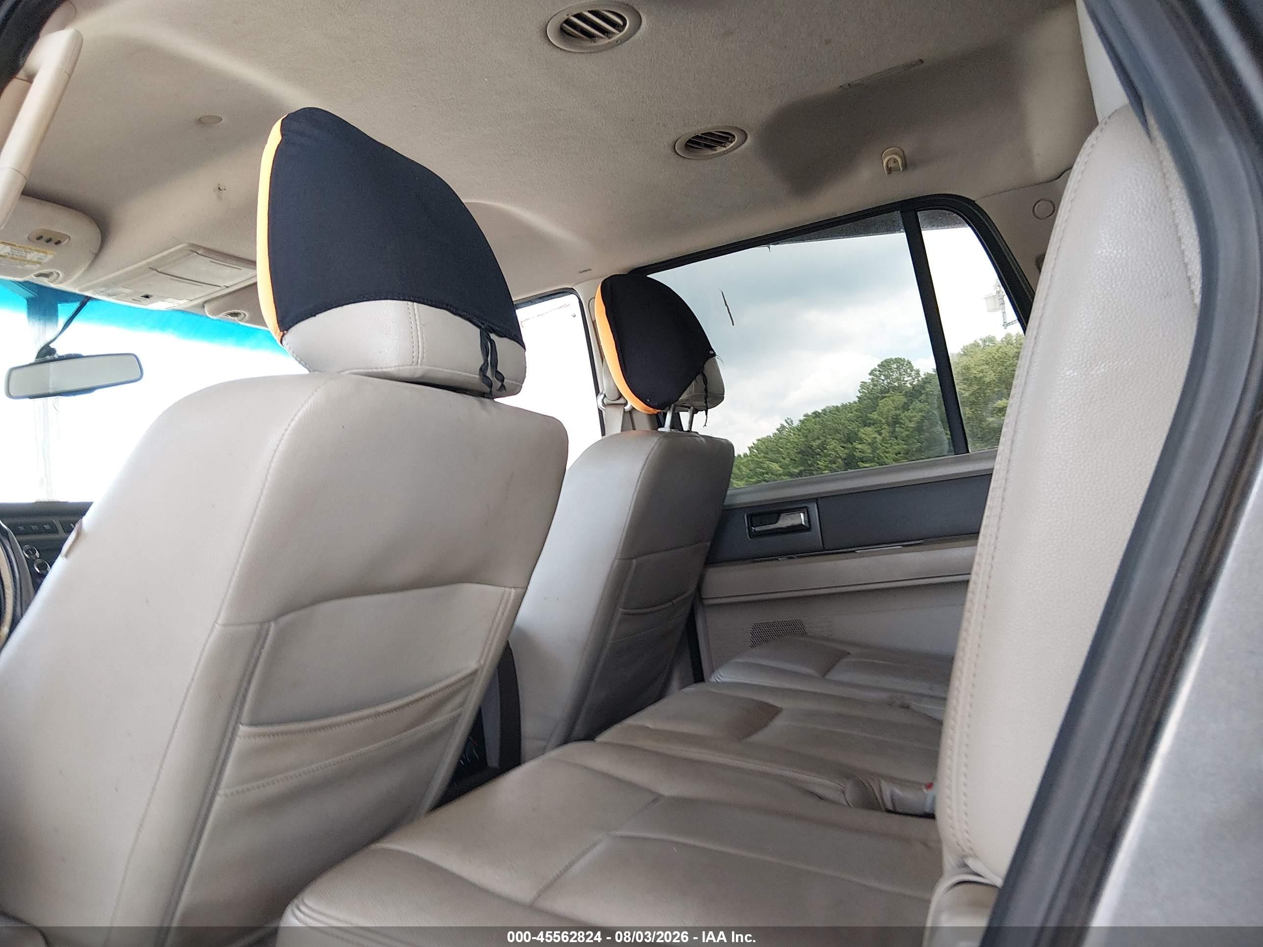 2011 Ford Expedition Xlt Gray vin: 1FMJU1H5XBEF53576