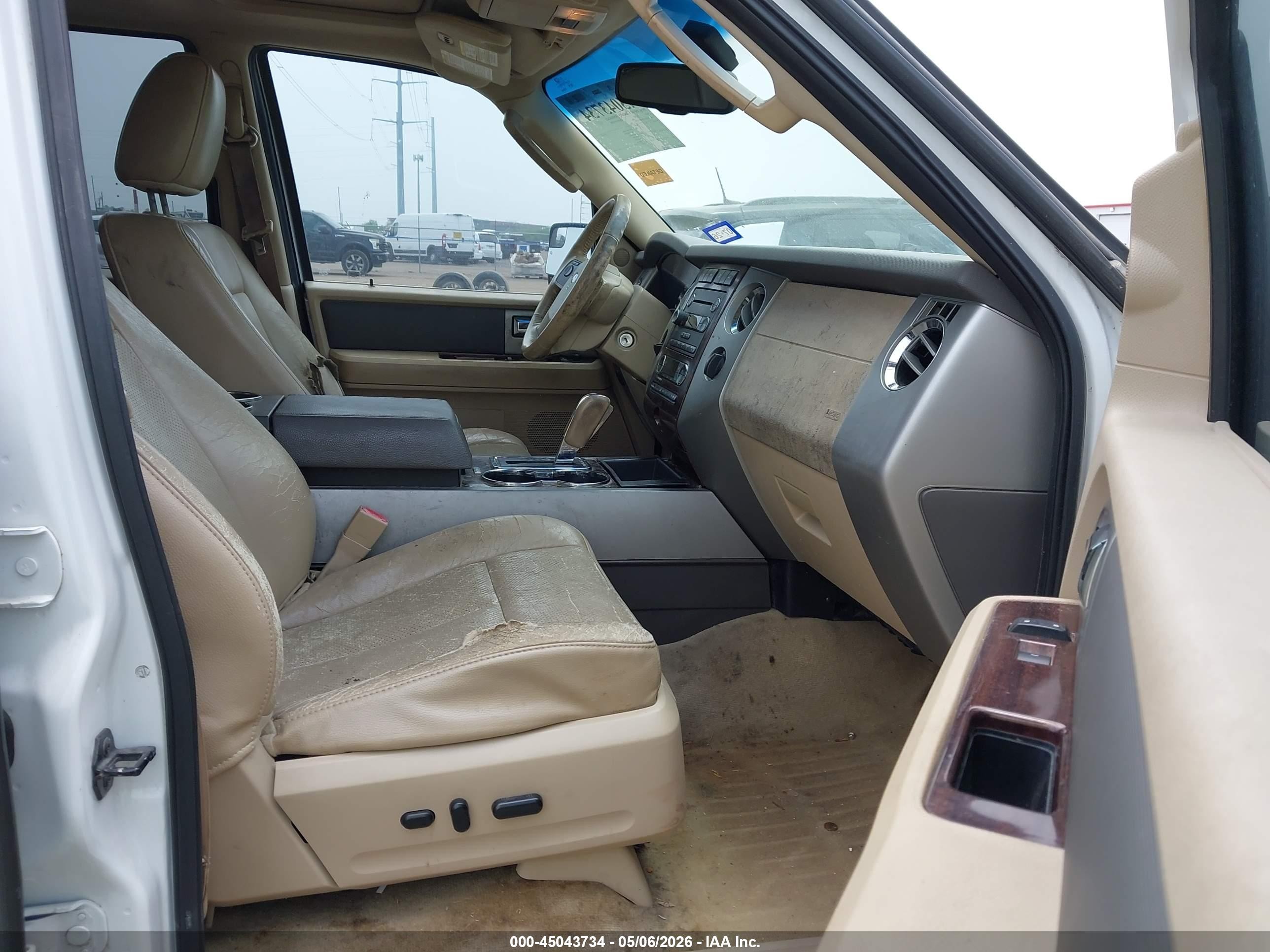 2012 Ford Expedition Xlt Белый vin: 1FMJU1H5XCEF15248