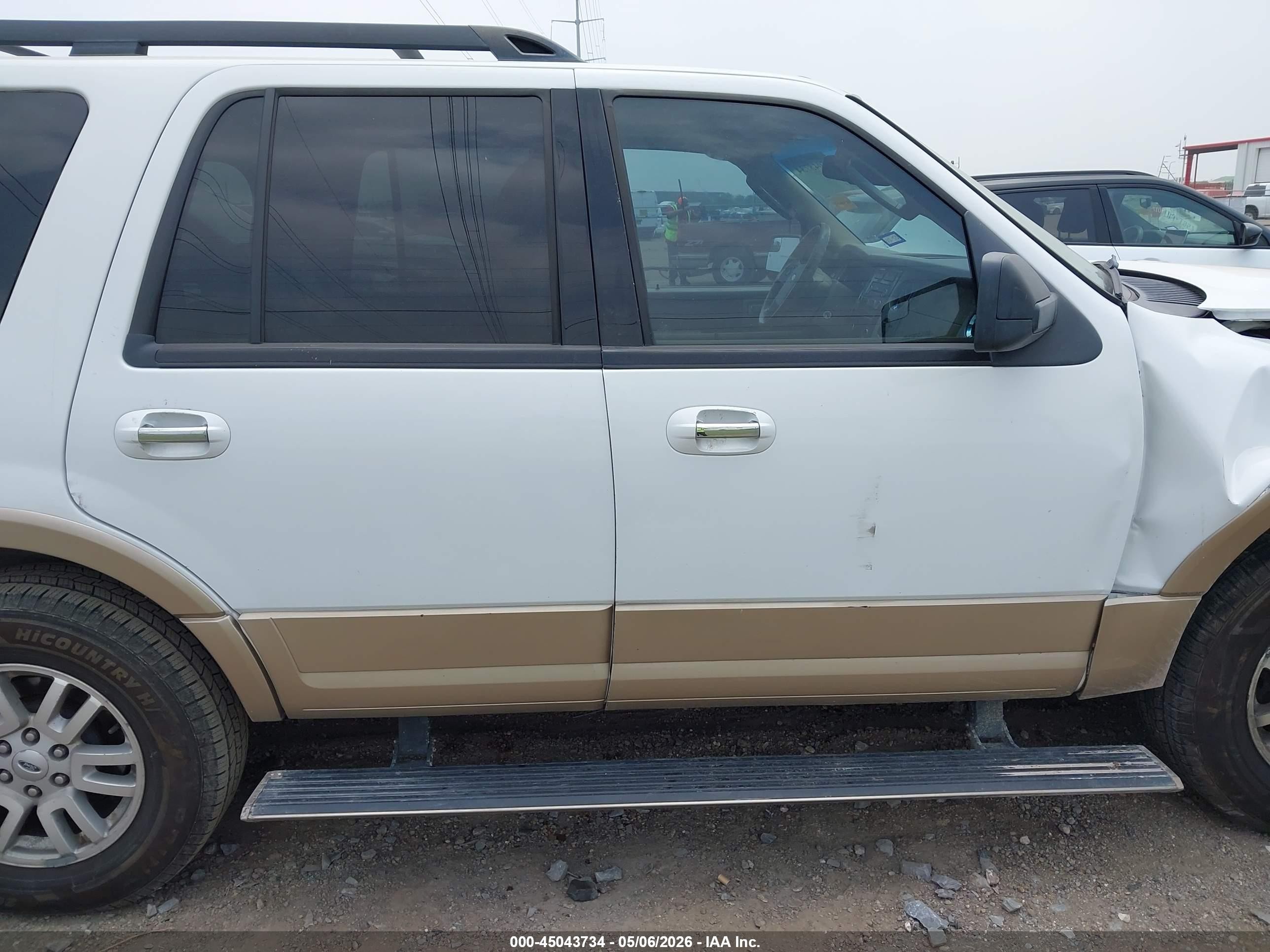 2012 Ford Expedition Xlt Белый vin: 1FMJU1H5XCEF15248