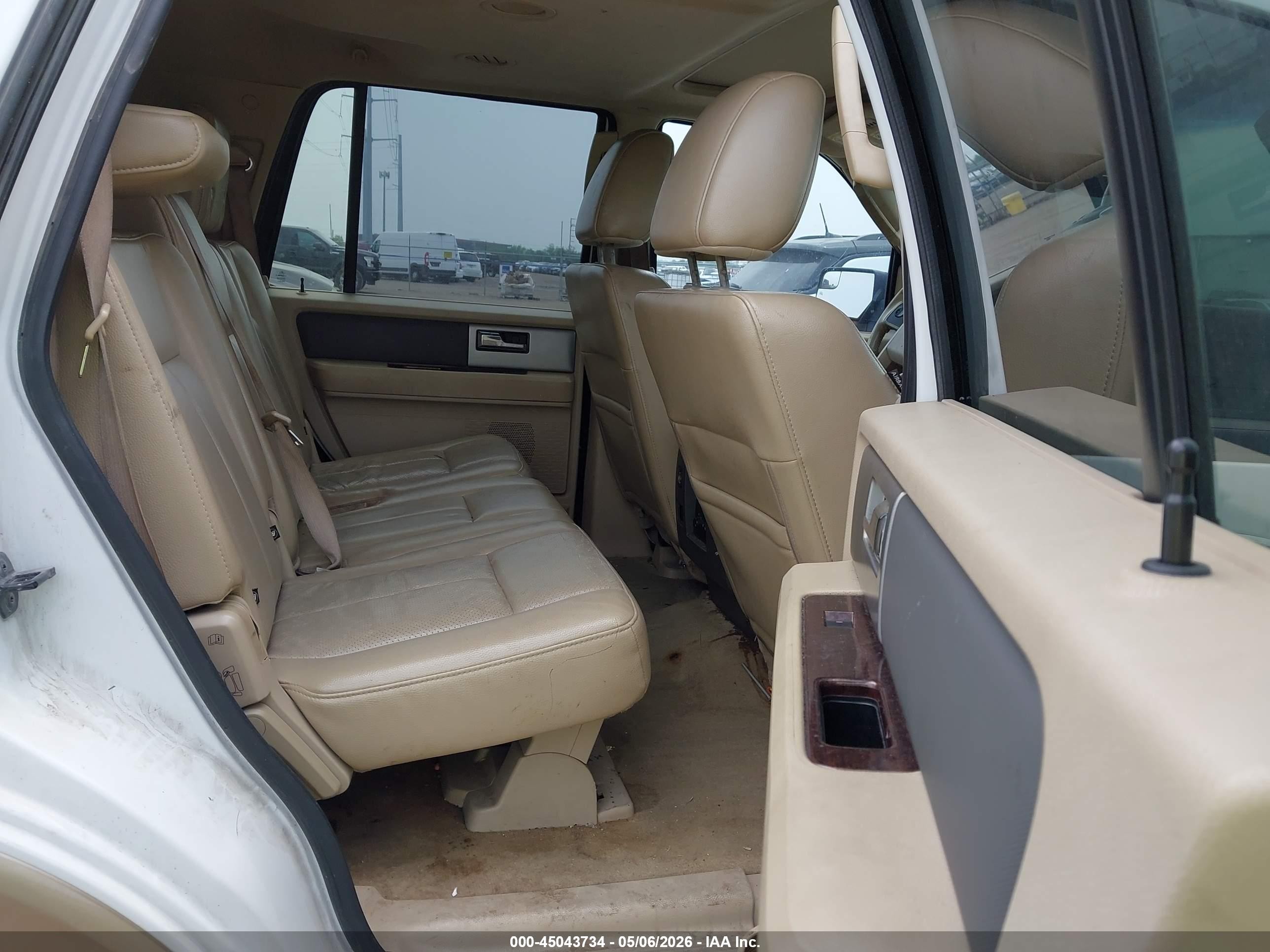 2012 Ford Expedition Xlt Белый vin: 1FMJU1H5XCEF15248